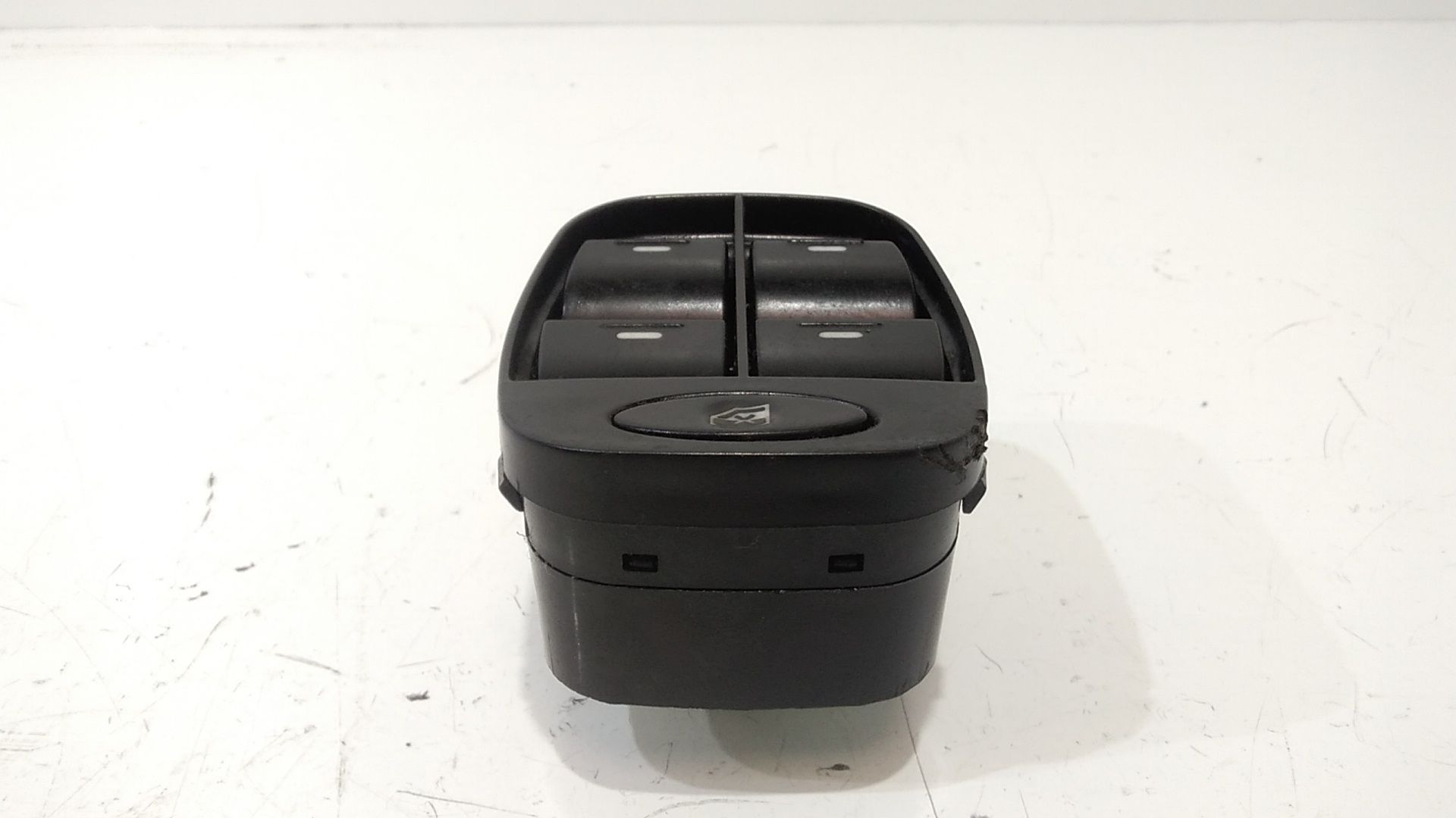 Pulsantiera Anteriore Sinistra Guida TATA Indica 1  Serie