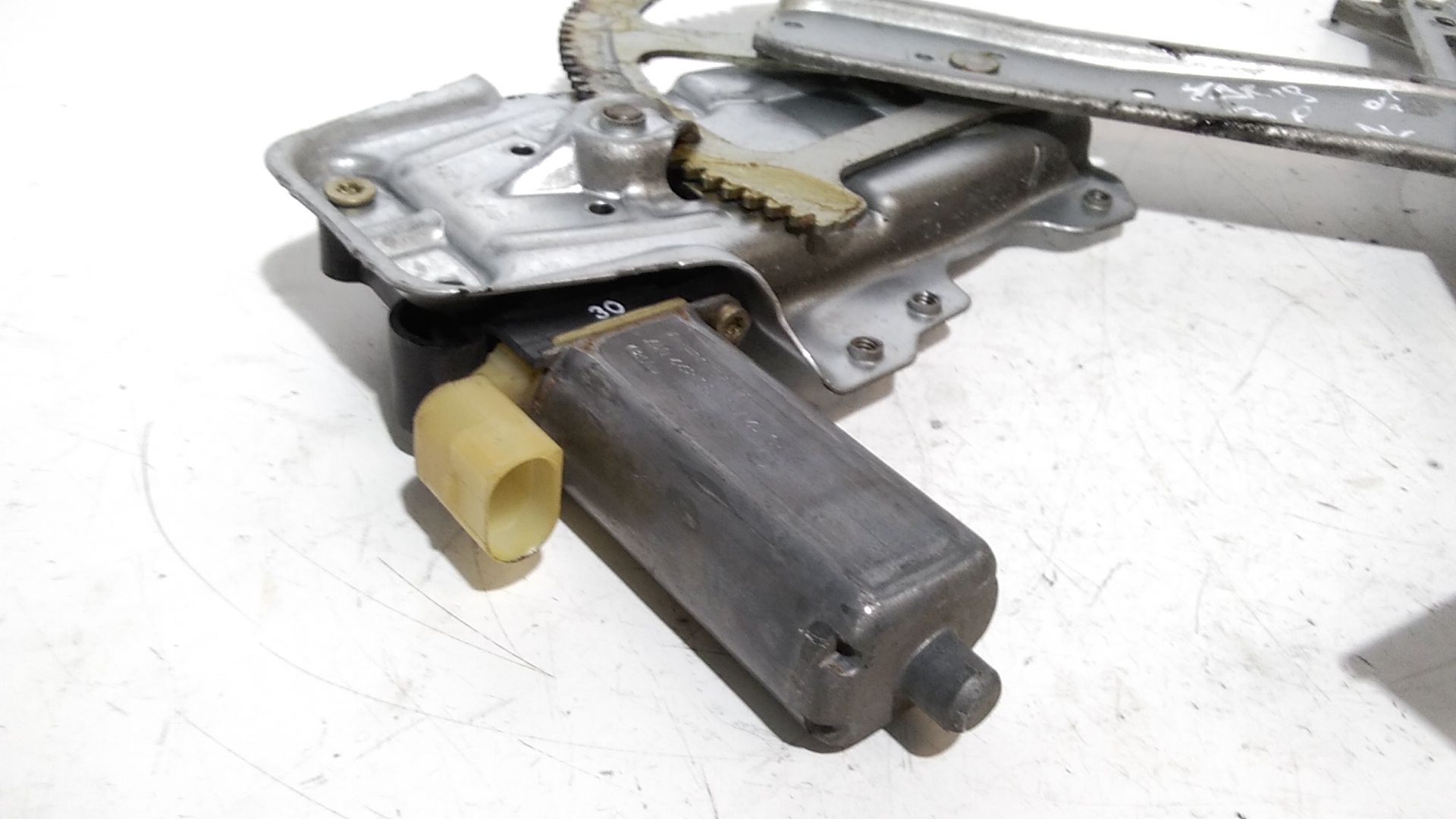 Cremagliera anteriore destra passeggero TOYOTA Yaris 2 Serie