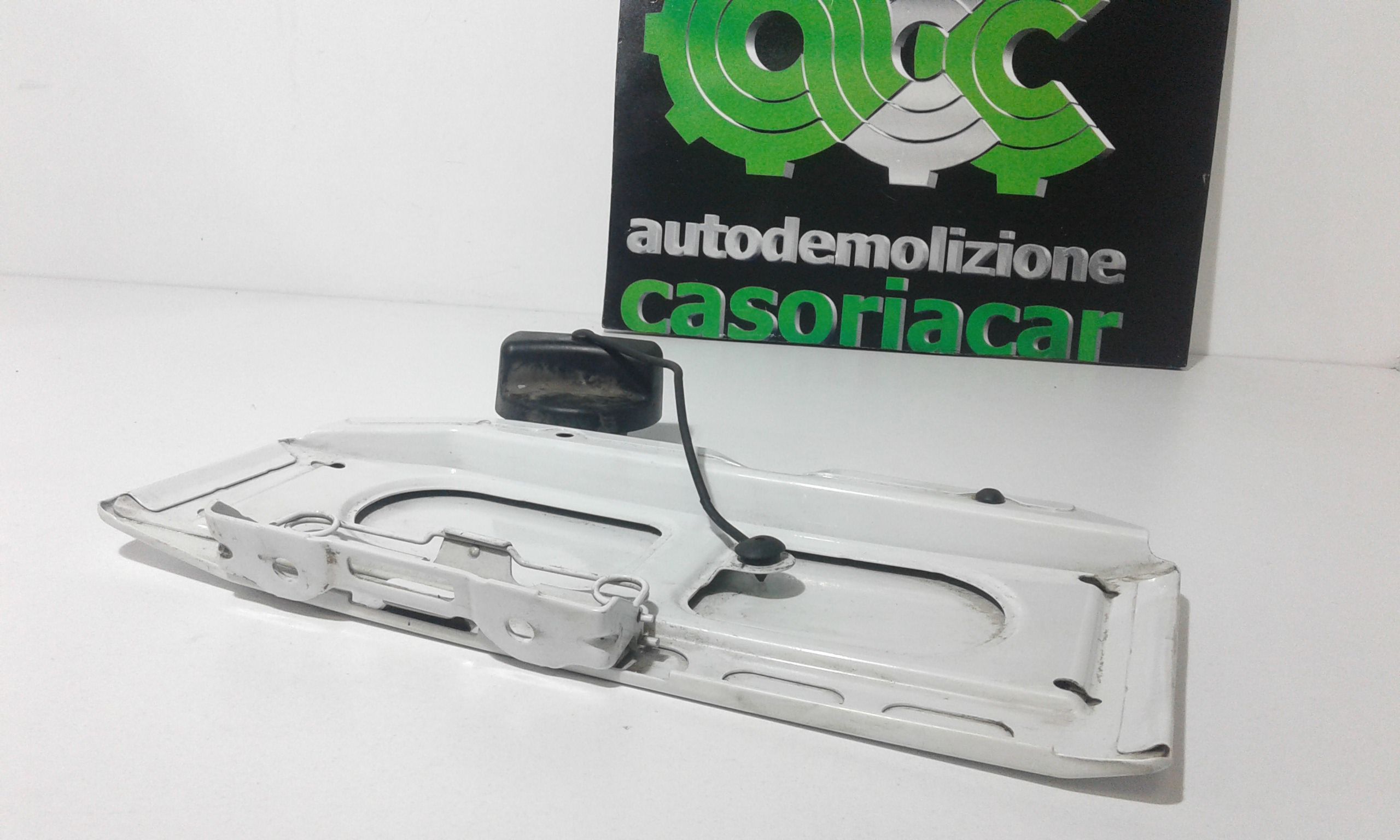 Sportellino Carburante MERCEDES Sprinter 411