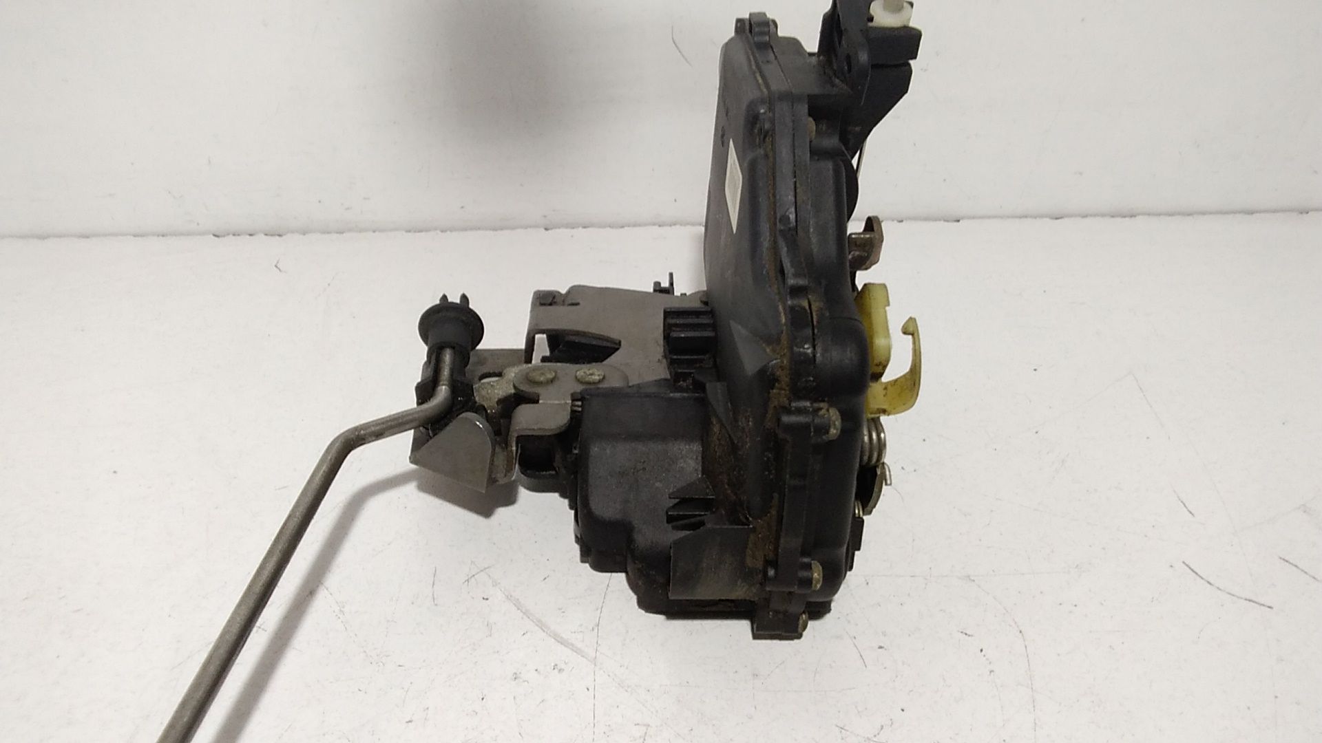 Serratura Anteriore Sinistra AUDI A4 Avant (8E)