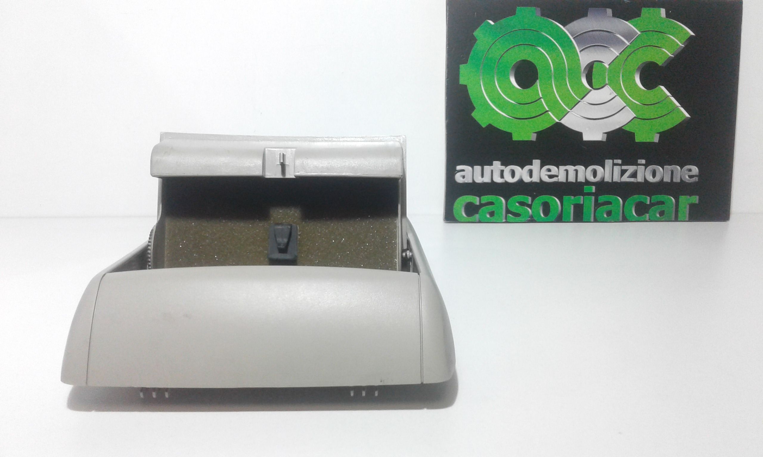 Luce di cortesia anteriore SSANGYONG Rexton 1 Serie