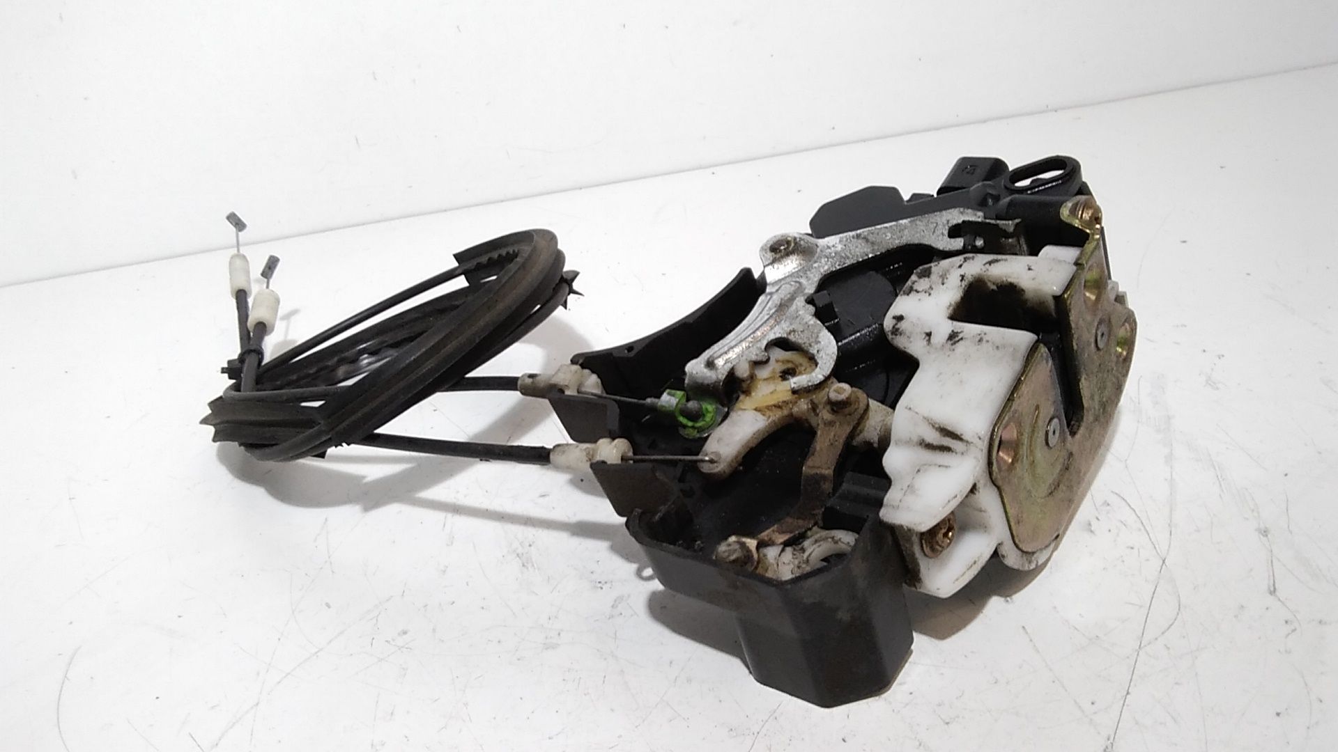 Serratura Anteriore Sinistra MITSUBISHI Colt Serie 3P (CZ)