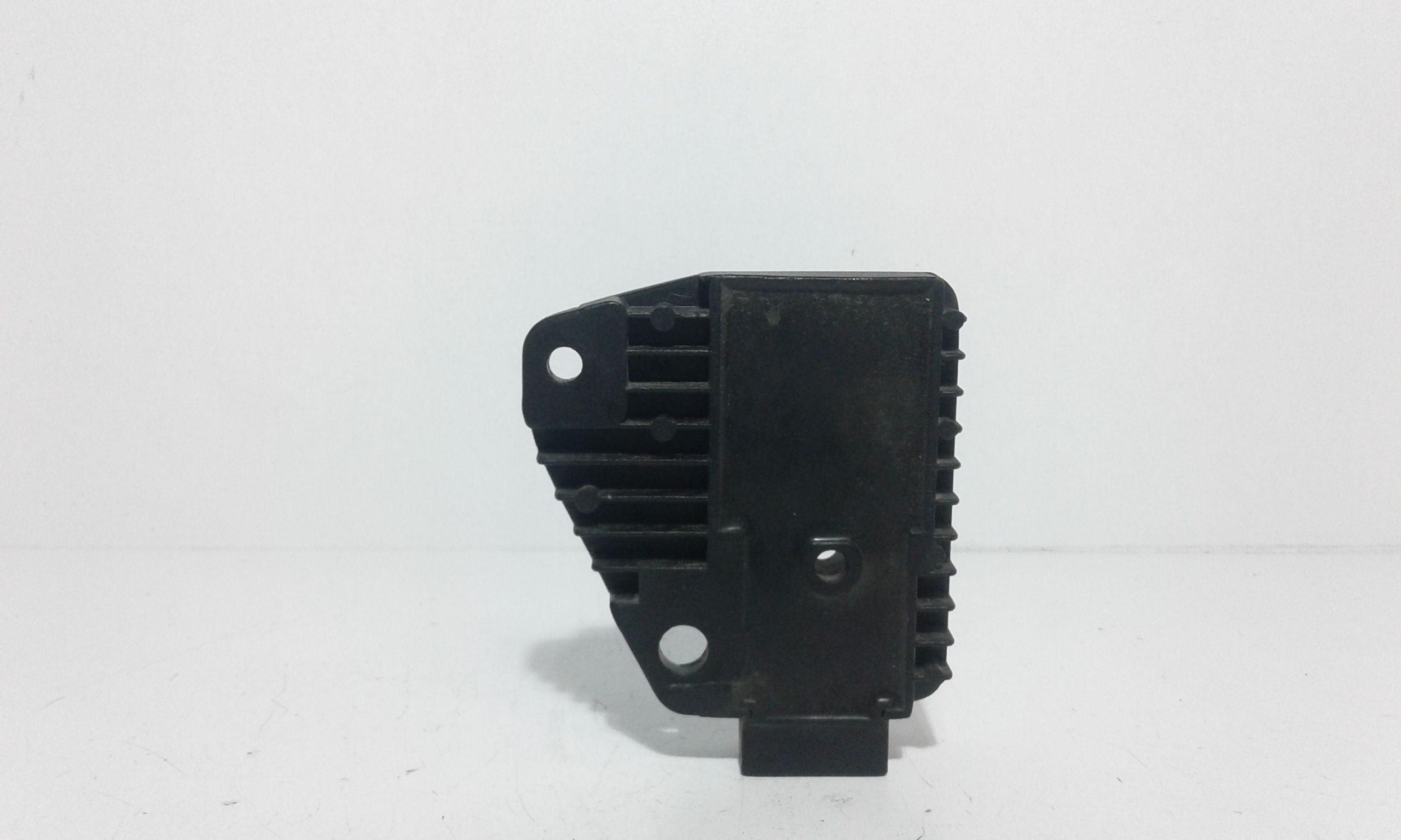 Regolatore tensione BENELLI Macis 125cc