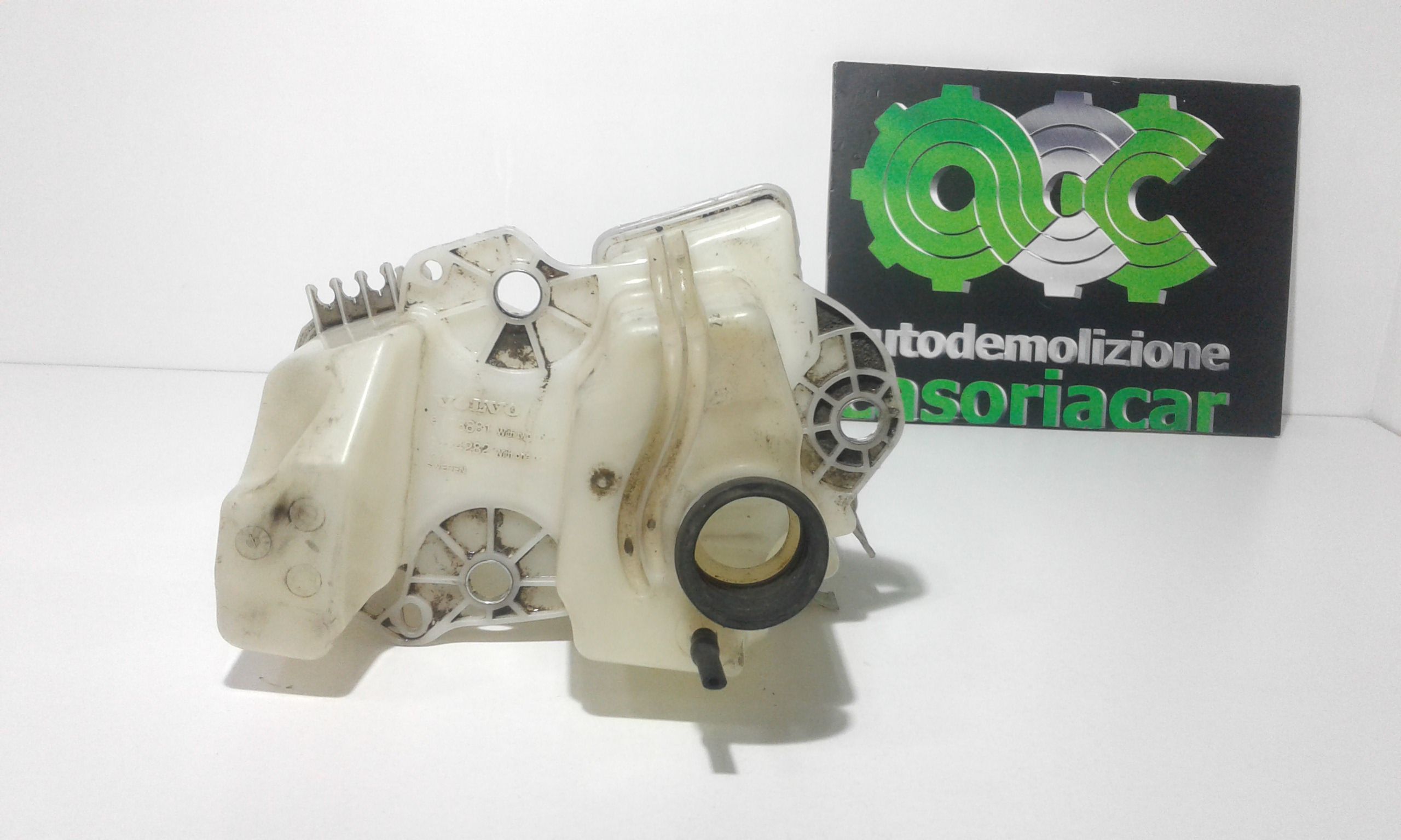 Vaschetta Tergi ant VOLVO V70 2 Serie