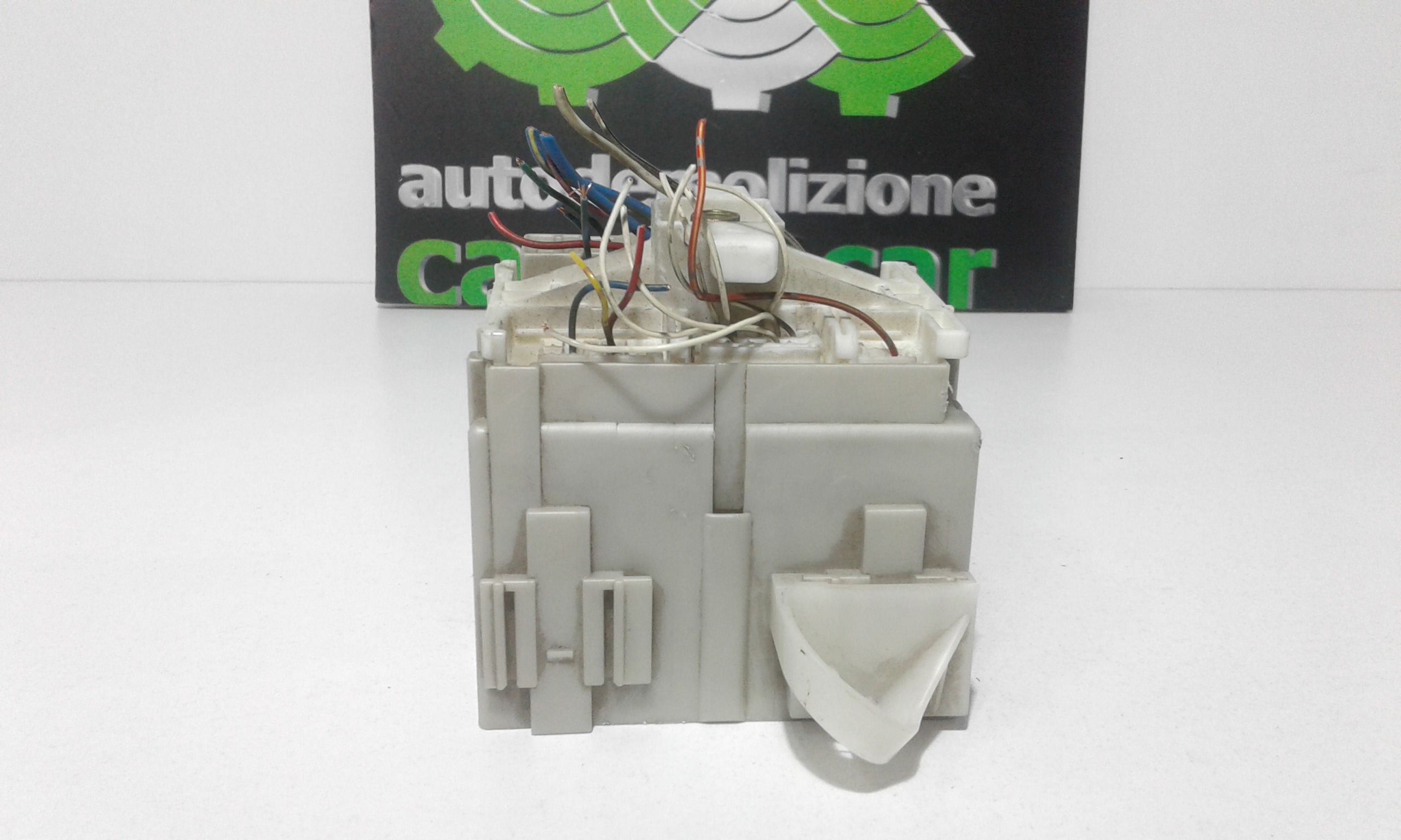 Centralina porta fusibili TOYOTA Rav4 2 Serie