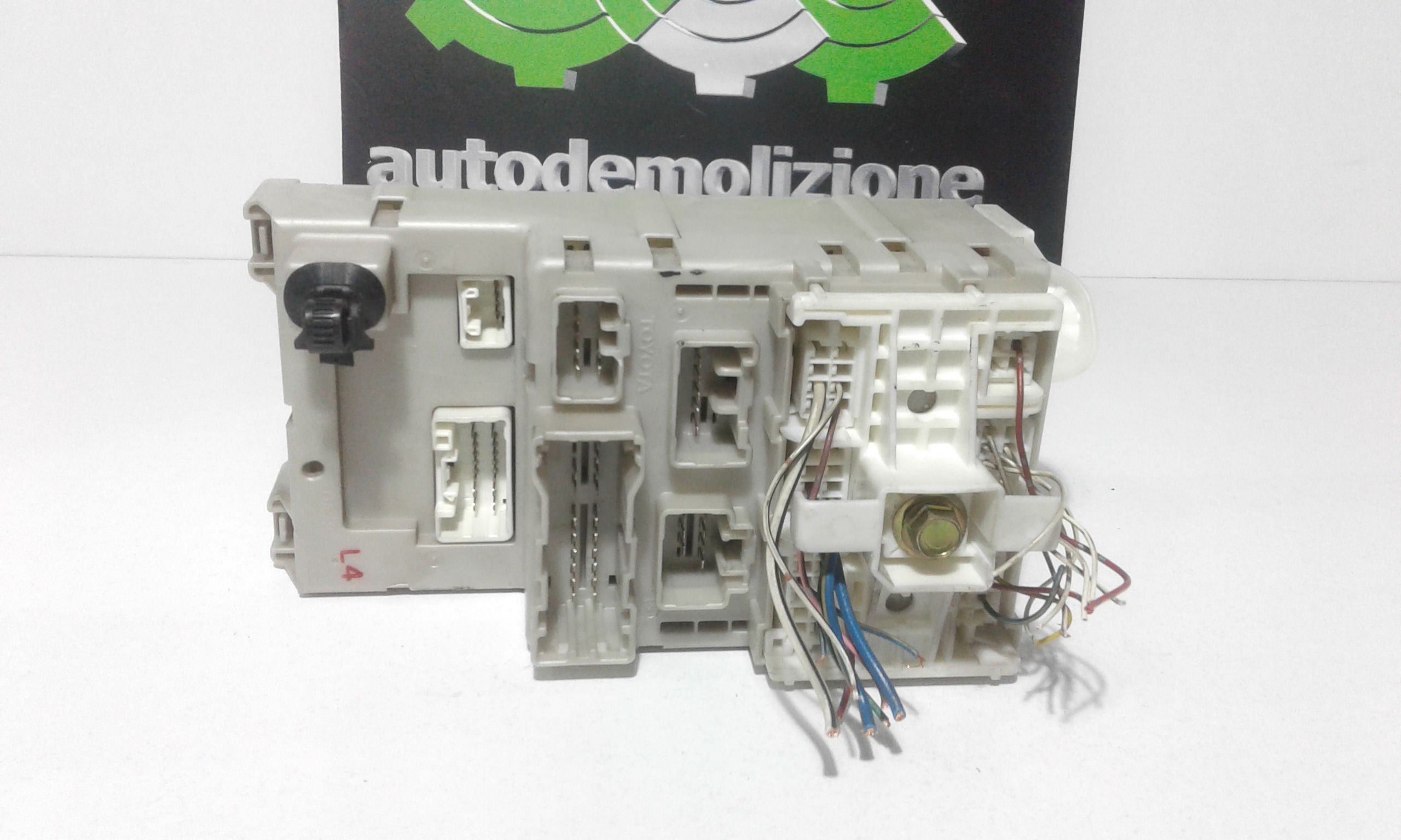 Centralina porta fusibili TOYOTA Rav4 2 Serie