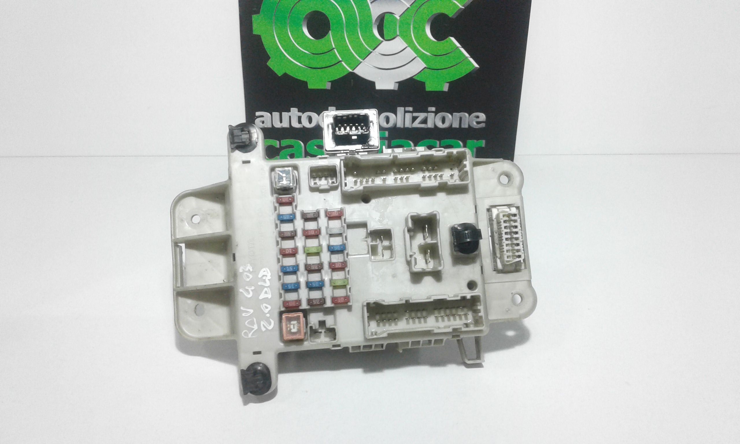 Centralina porta fusibili TOYOTA Rav4 2 Serie