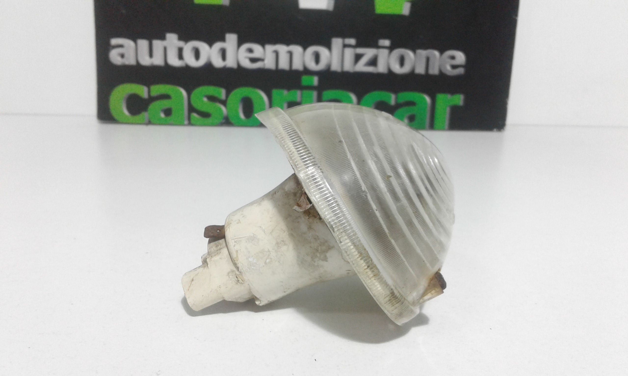 Freccia fanalino ant SX lato guida FIAT 500 Serie
