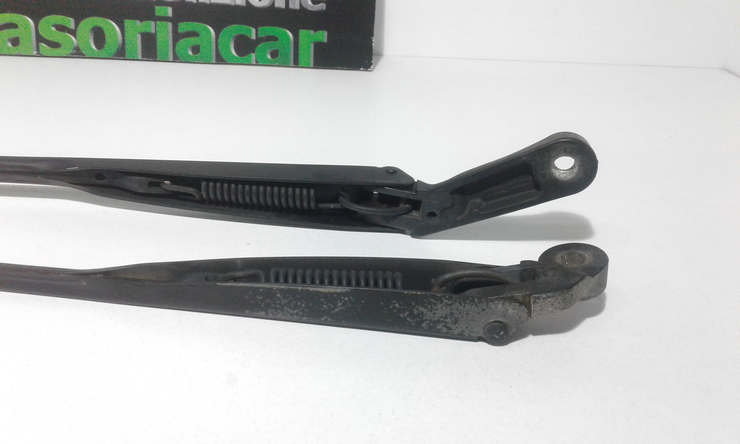 Bracci Tergi ant. SEAT Arosa 1 Serie