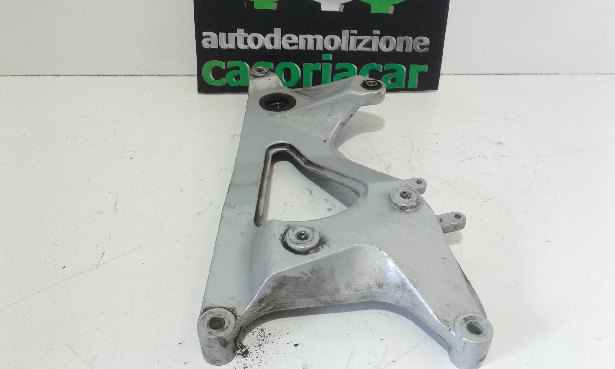 Staffa supporto marmitta GiPuma Aventino 150cc