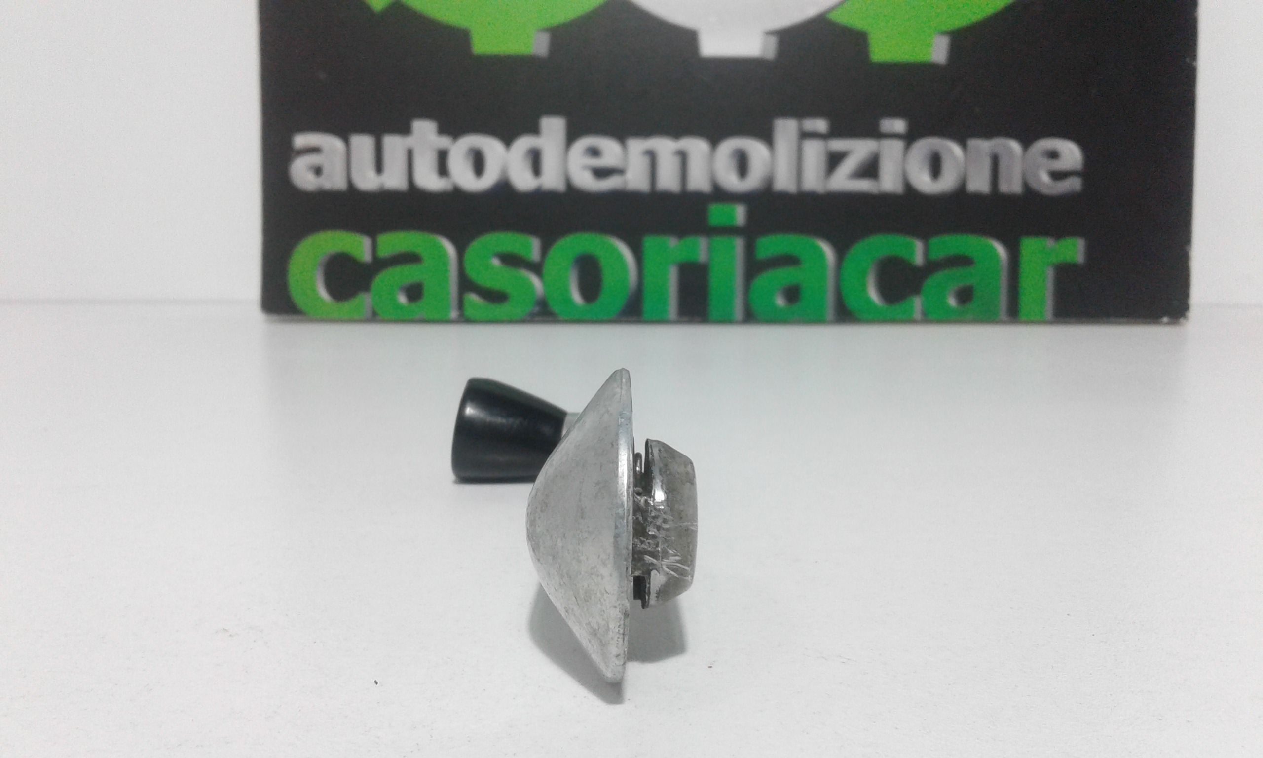 maniglia alzavetri anteriore SX guida FIAT 500 Serie