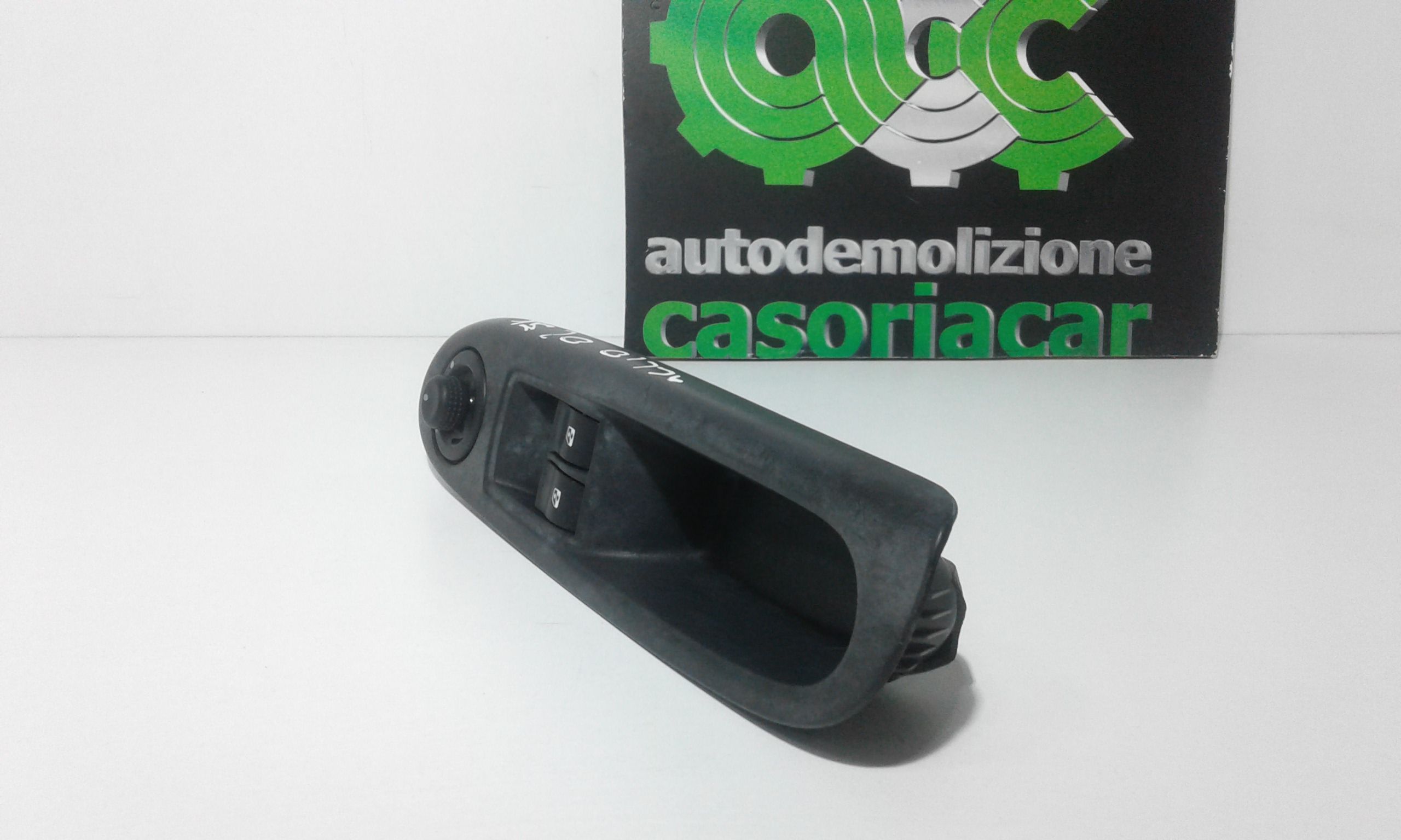 Pulsantiera Anteriore Sinistra Guida RENAULT Clio 4