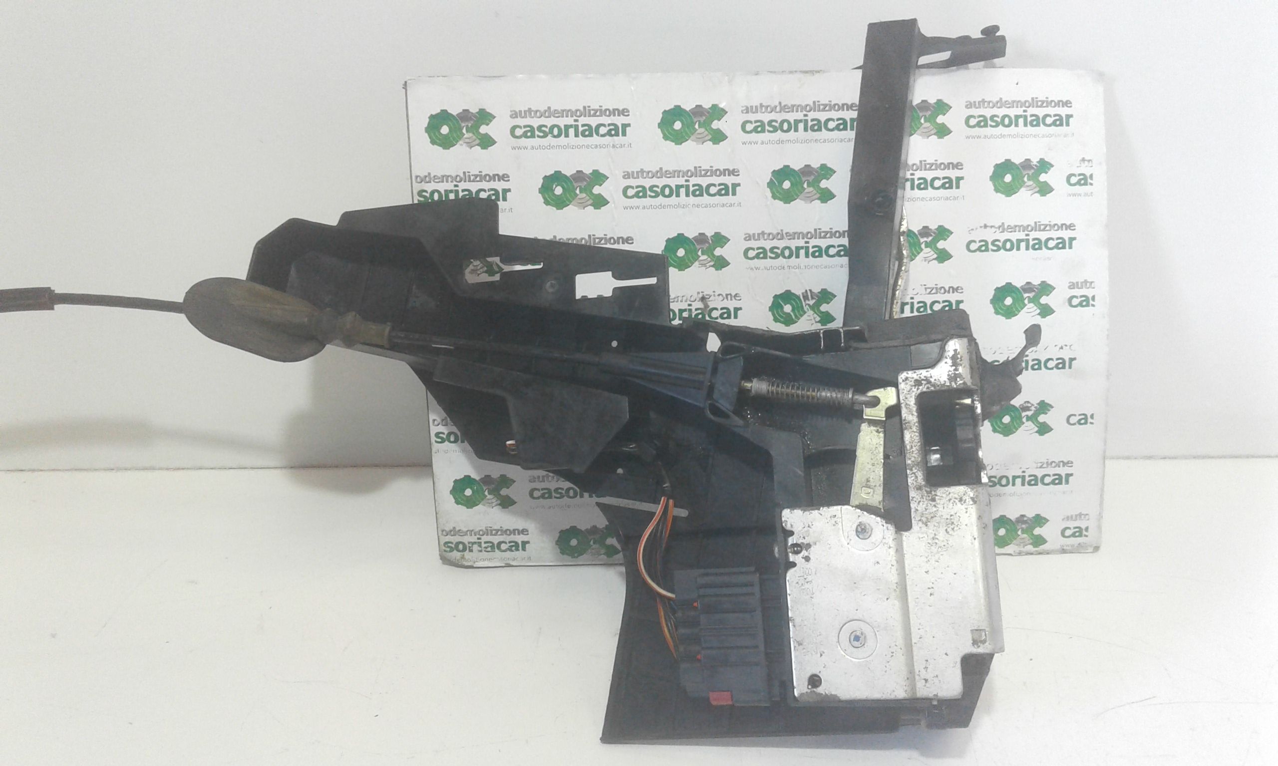 Serratura Anteriore Destra FORD Fiesta 4 Serie