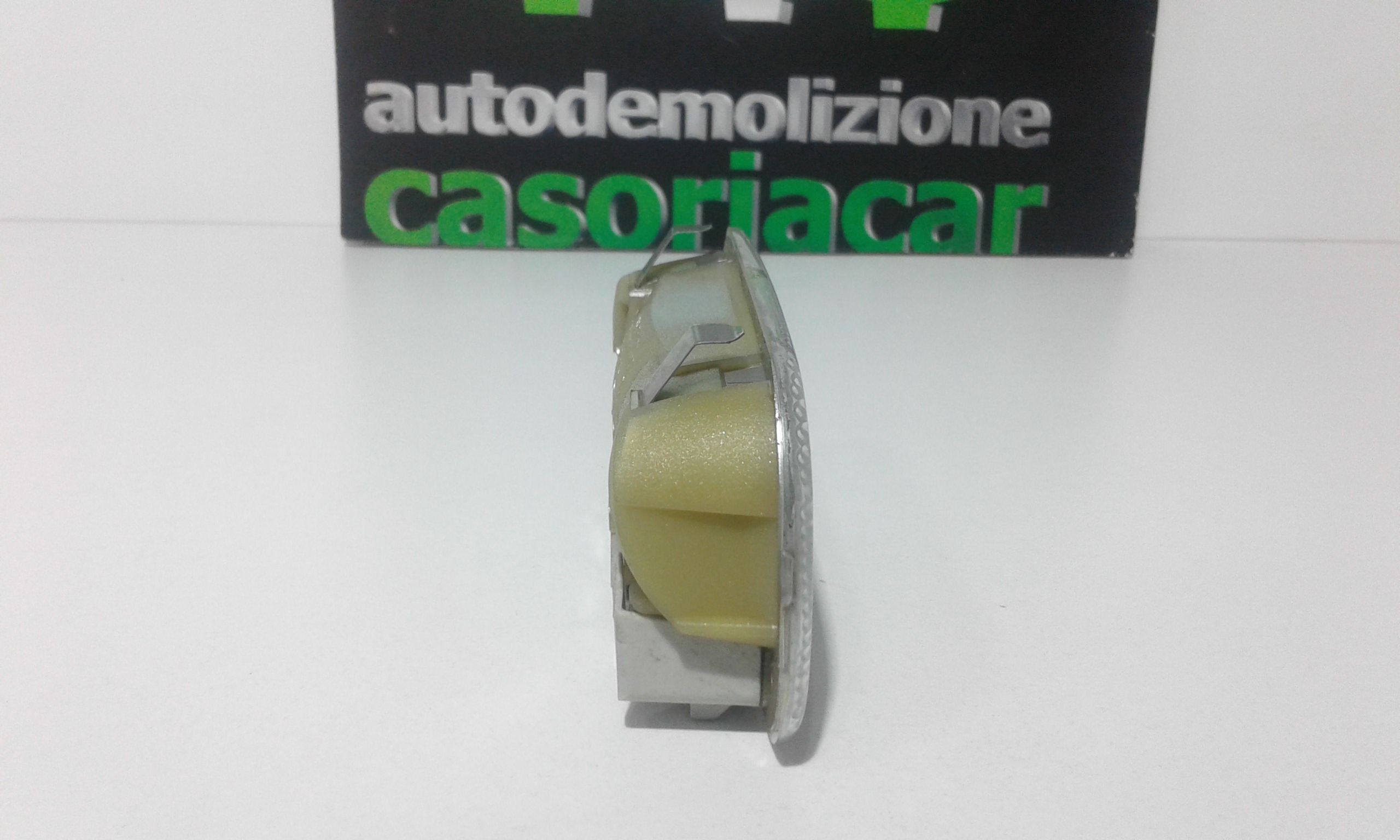 Luce di cortesia anteriore PEUGEOT 1007 1 Serie