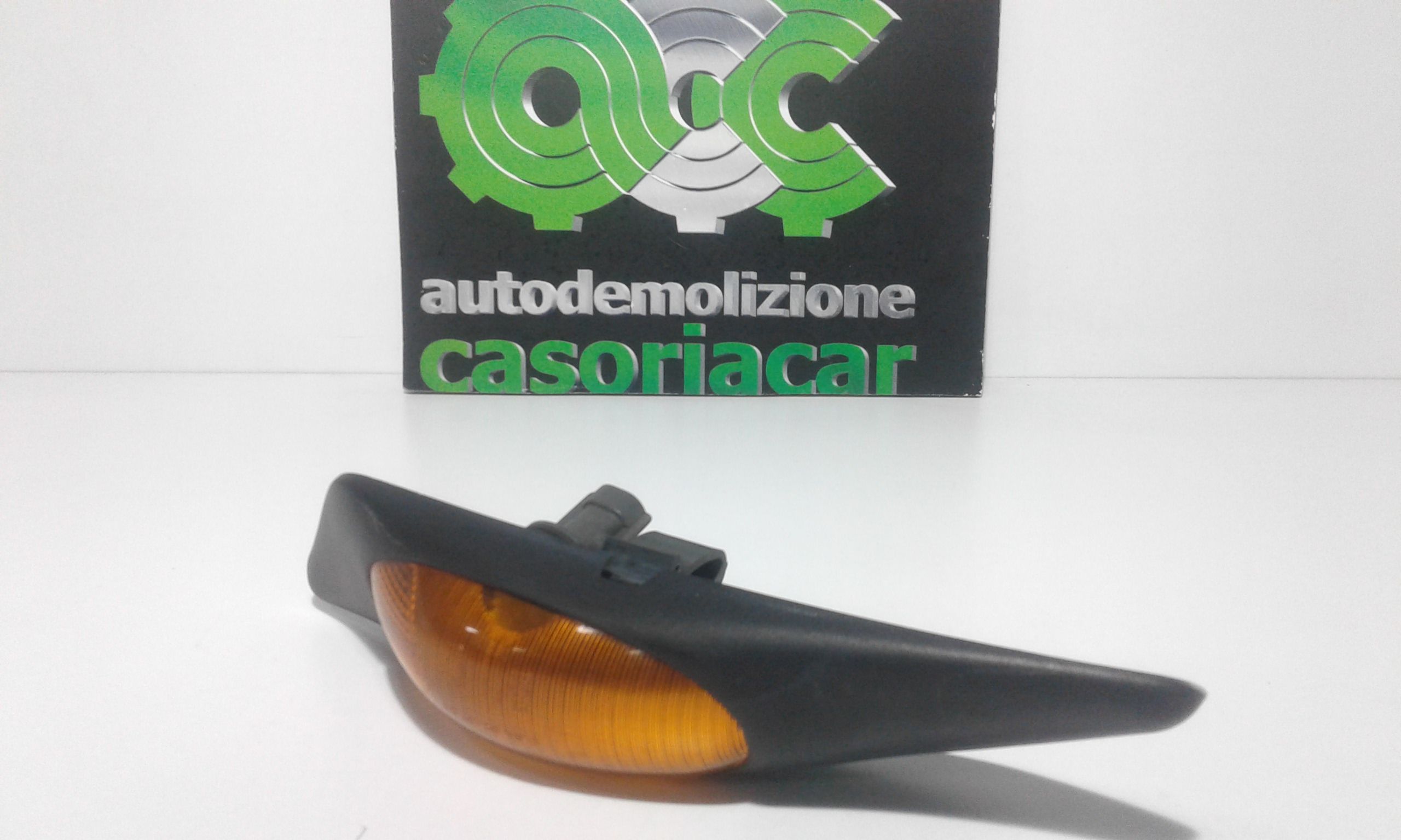 Freccia SX parafango IVECO Daily 3 Serie