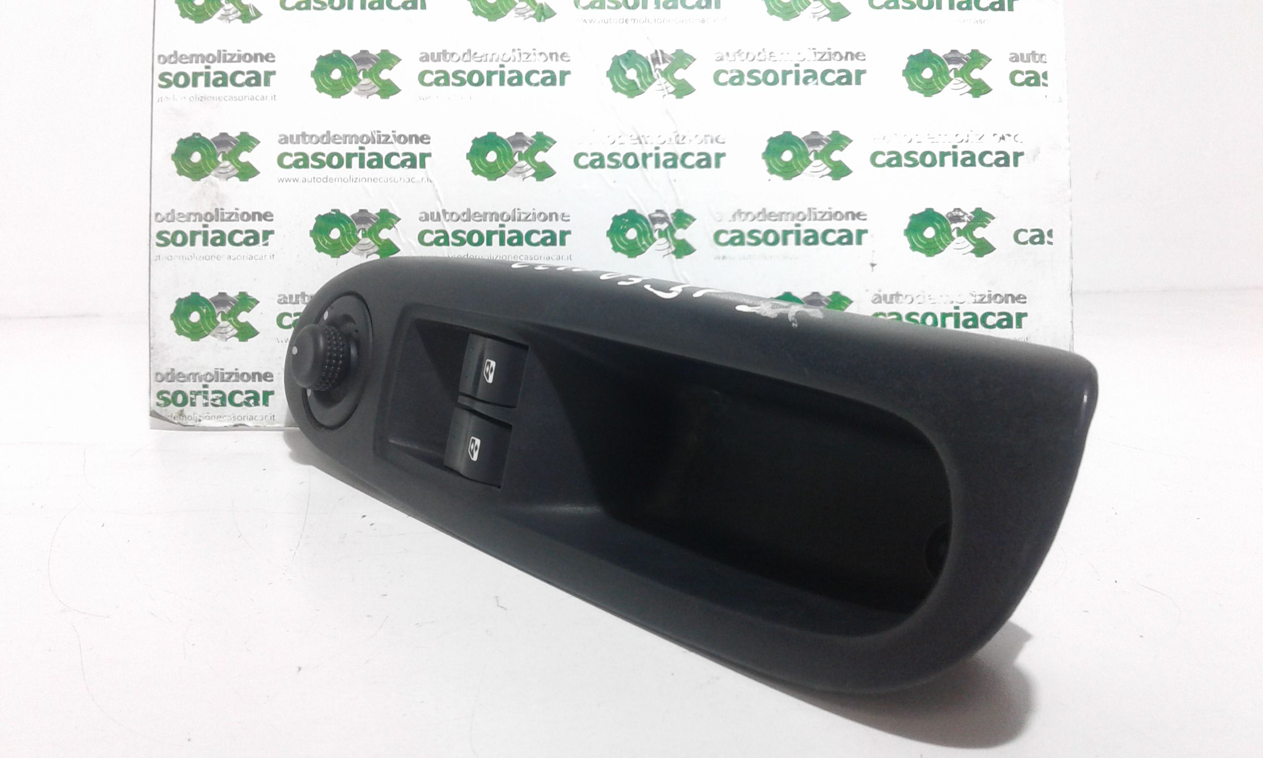 Pulsantiera Anteriore Sinistra Guida RENAULT Clio 4