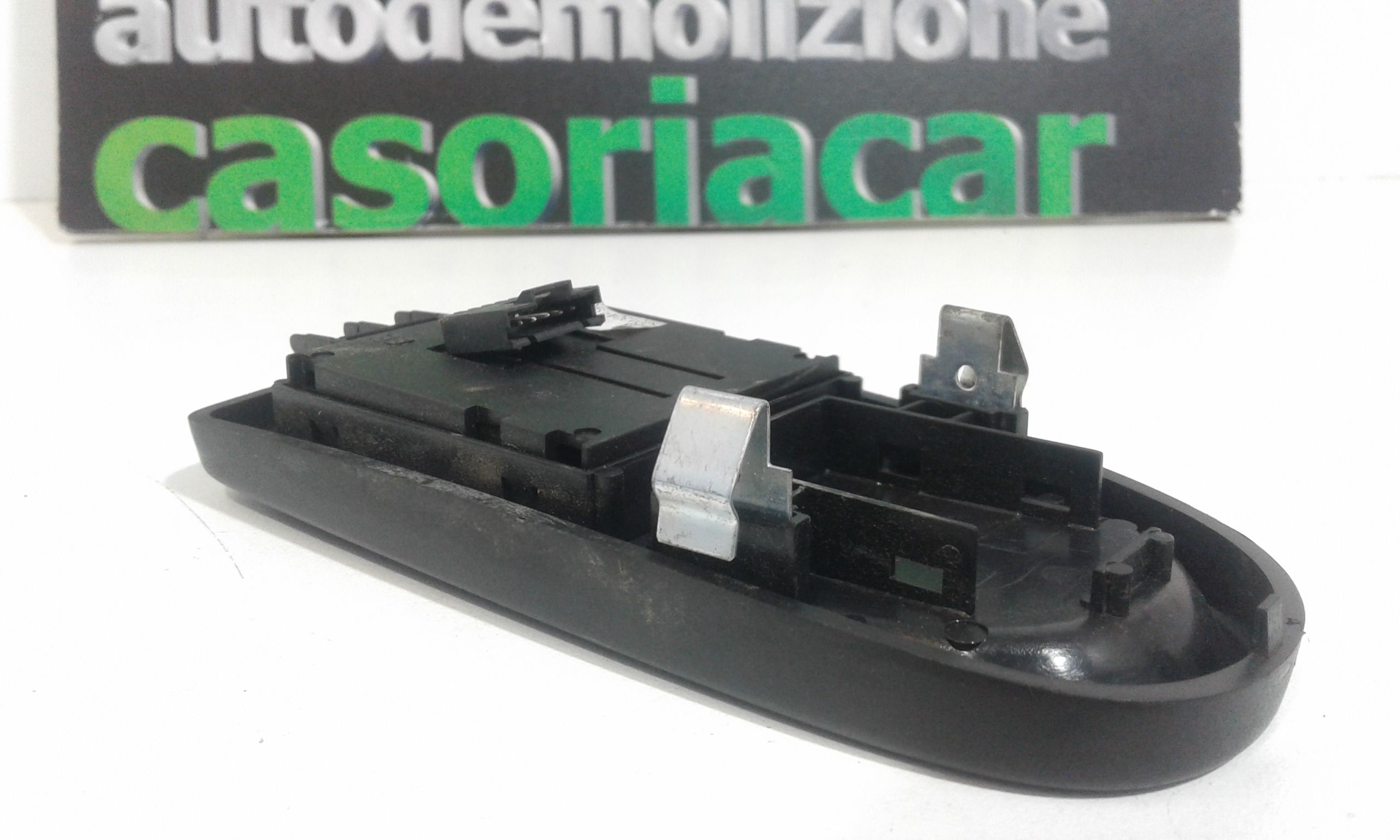 Pulsantiera Anteriore Sinistra Guida IVECO Daily 3 Serie