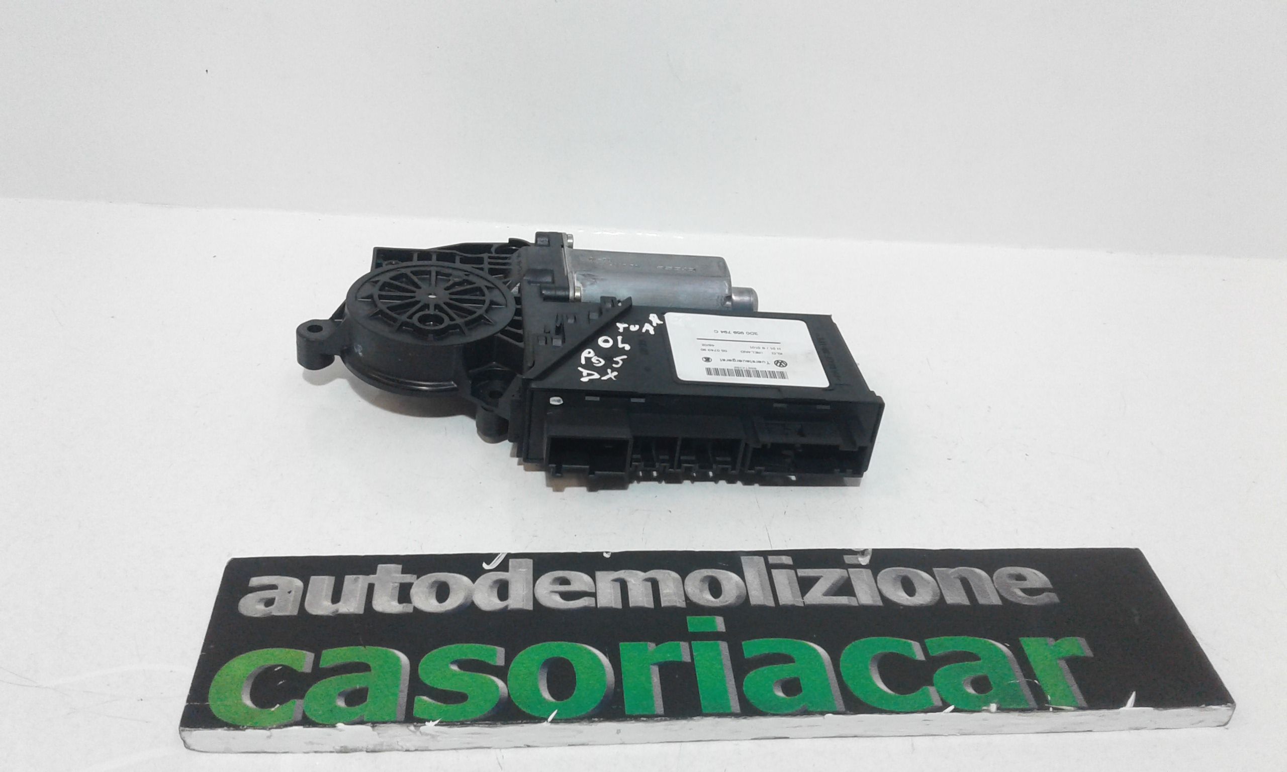 Motorino Alzavetro posteriore destra VOLKSWAGEN Touareg 1 Serie