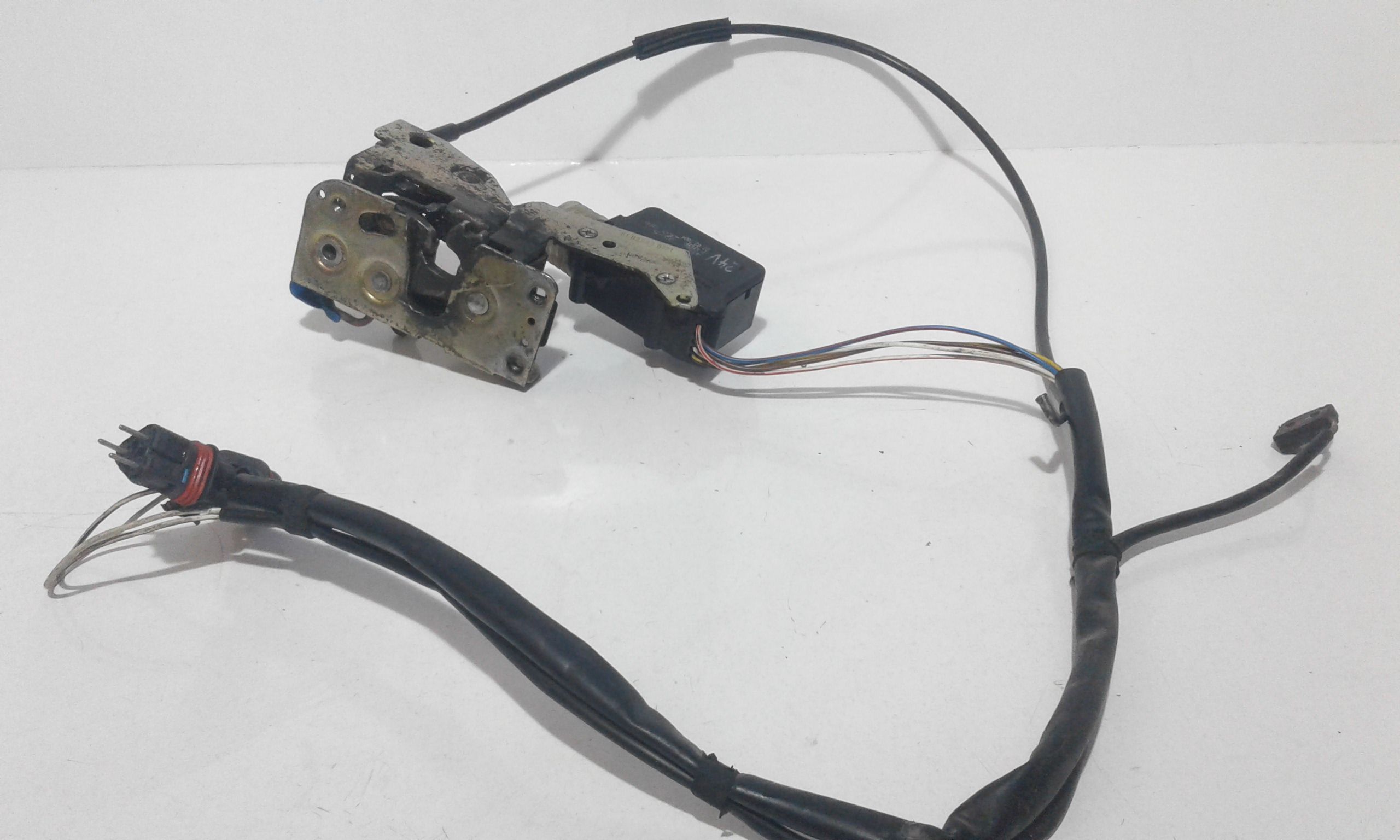 Serratura Anteriore Sinistra MAN TGA Serie 460