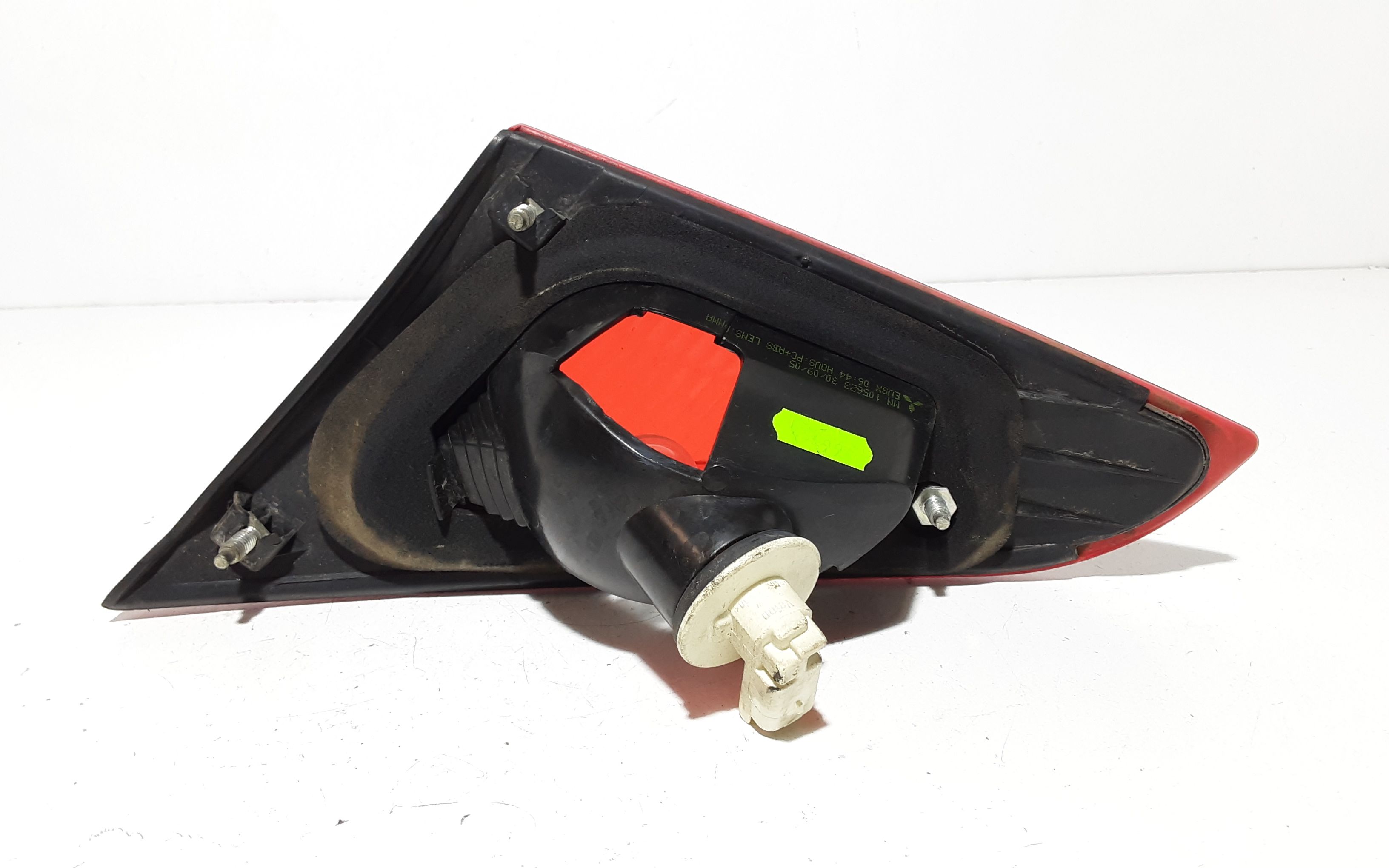 Stop Posteriore Sinistro Integrato nel Portello MITSUBISHI Colt Serie 3P (CZ)