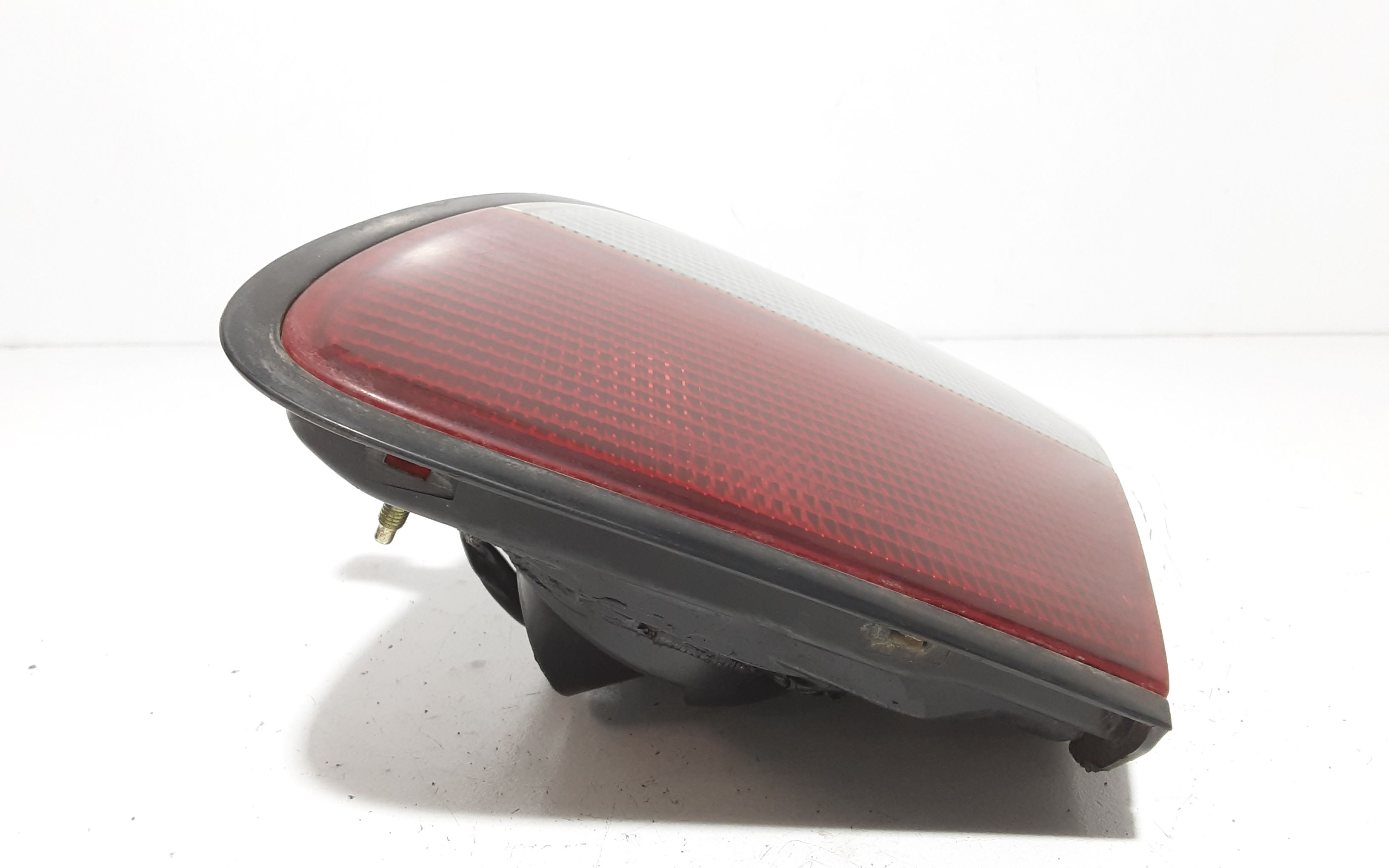 Stop Posteriore Destro Integrato nel Portello NISSAN Almera 1 Serie