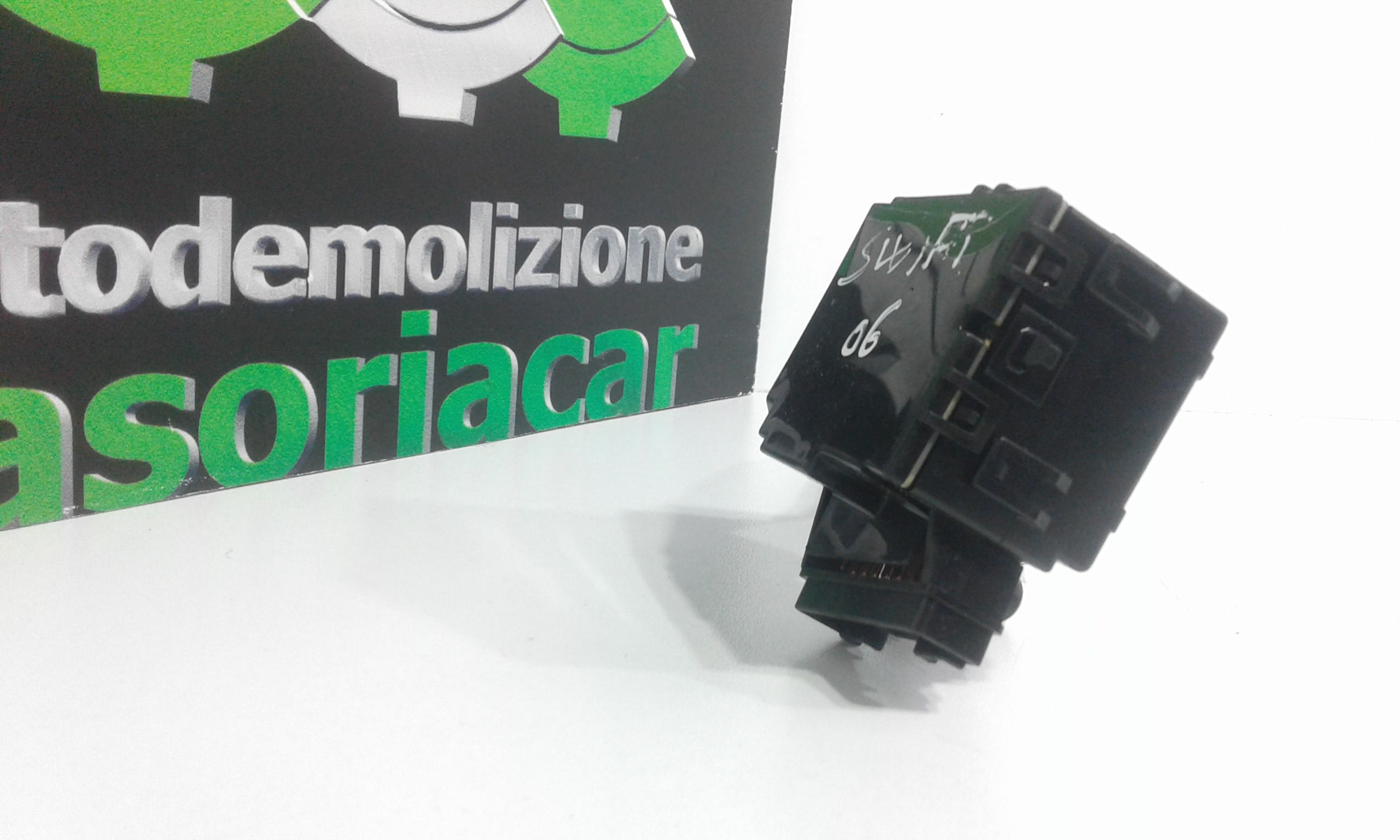 Devioluci SUZUKI Swift 4 Serie