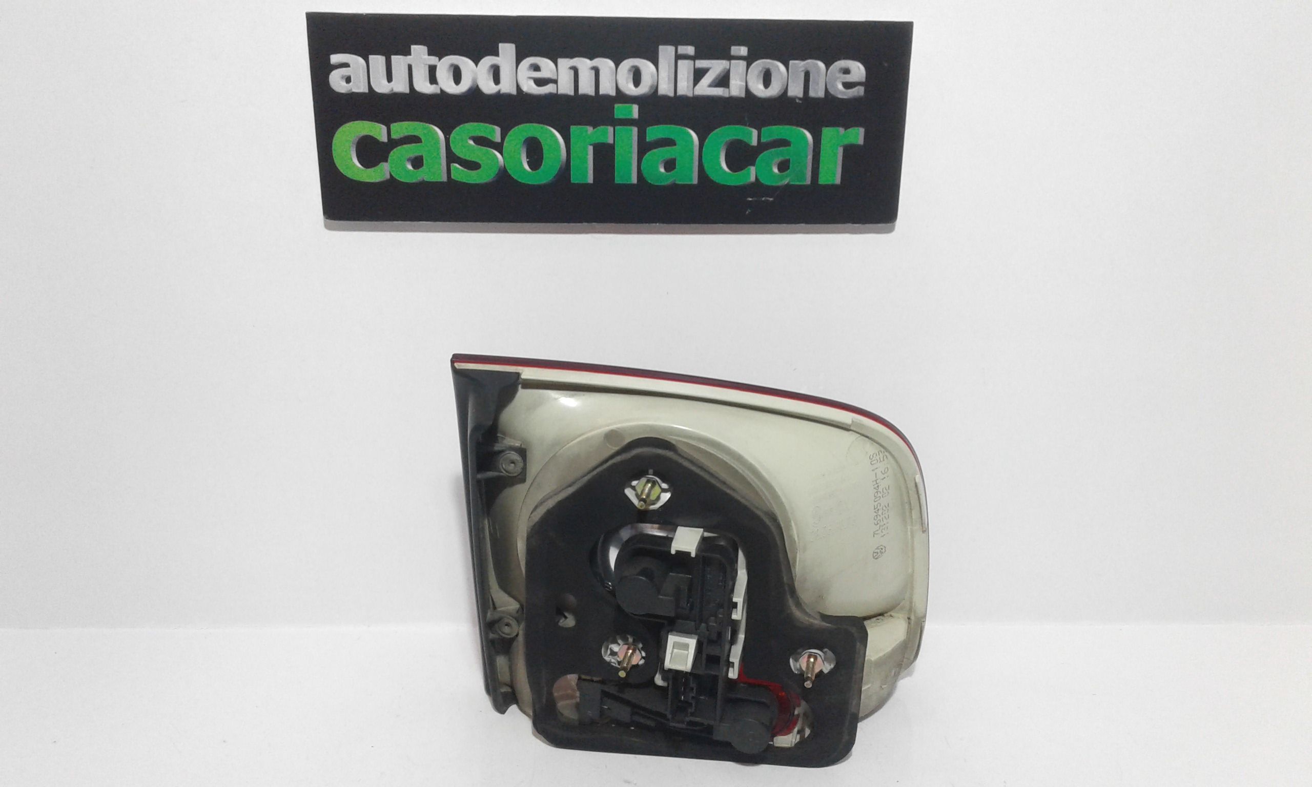 Stop Posteriore Destro Integrato nel Portello VOLKSWAGEN Touareg 1 Serie