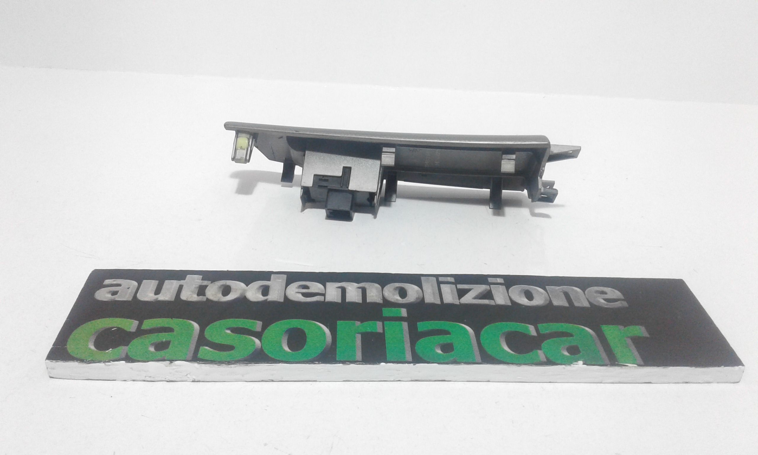 Pulsantiera Anteriore Destra Passeggero TOYOTA Corolla Berlina 3 Serie 3-5P