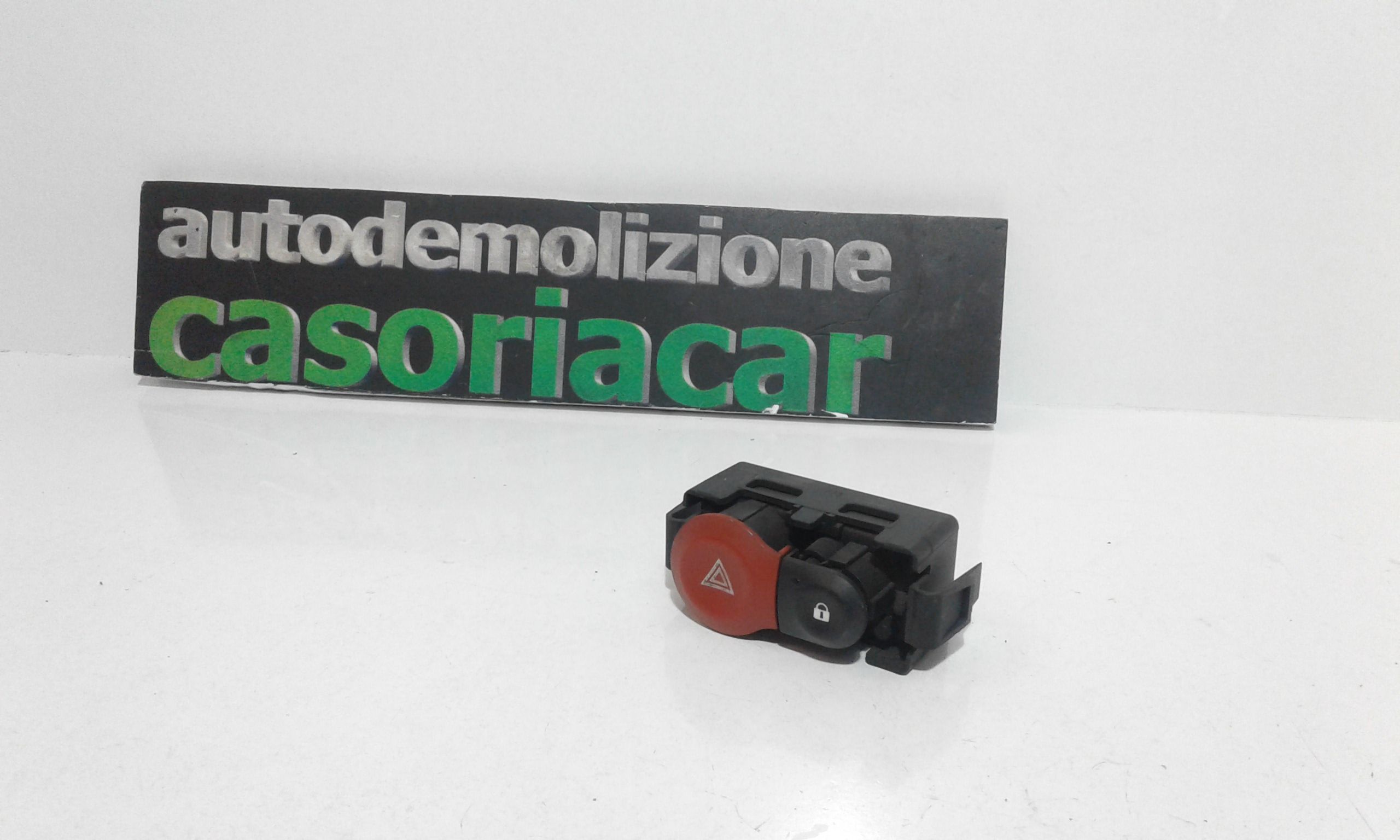 Pulsante luci di emergenza RENAULT Clio Serie