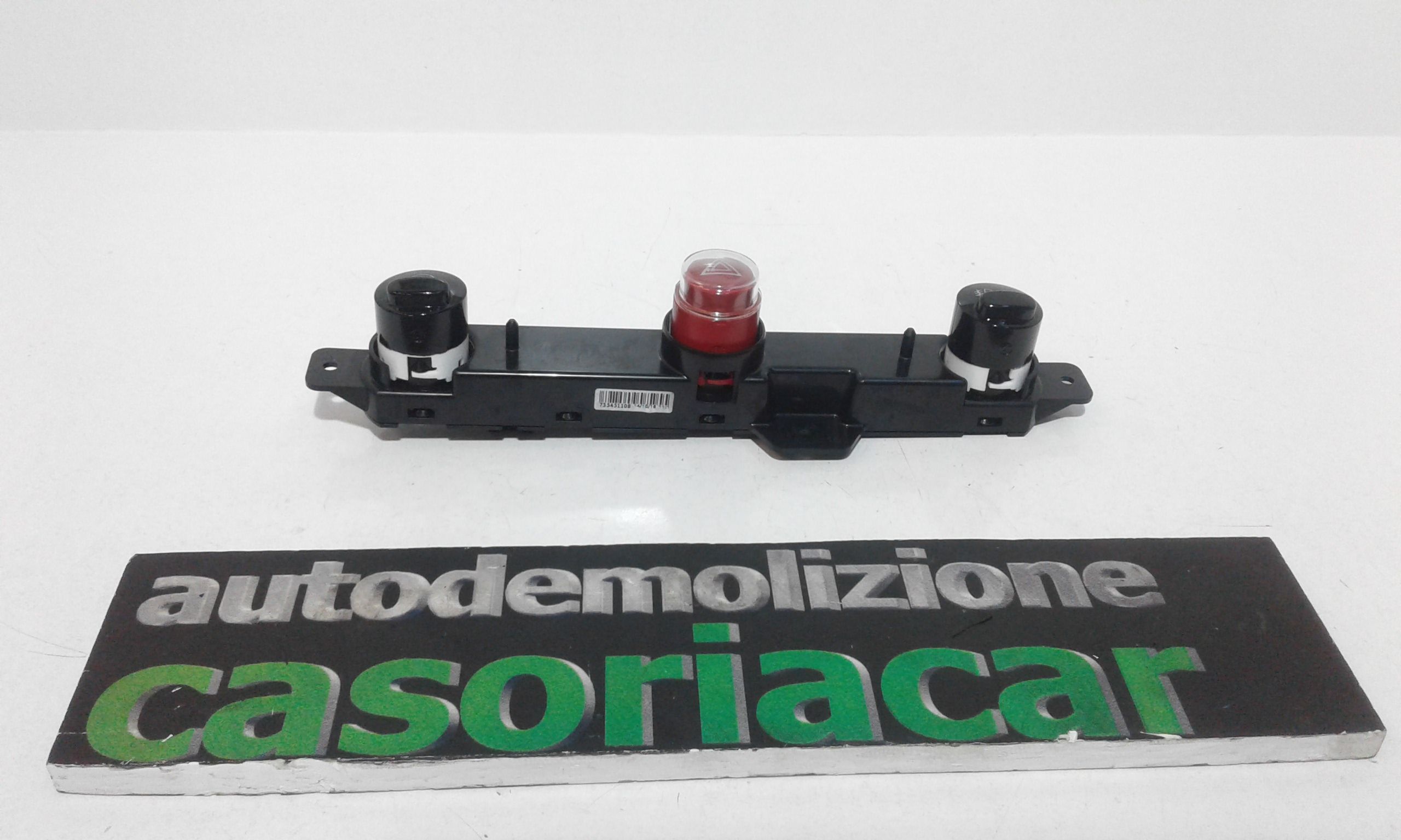 Pulsante luci di emergenza FIAT 500 L 1  Serie