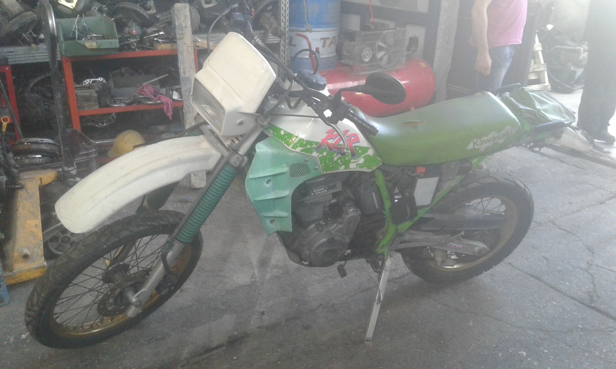 Pinza freno anteriore KAWASAKI KLR 570cc