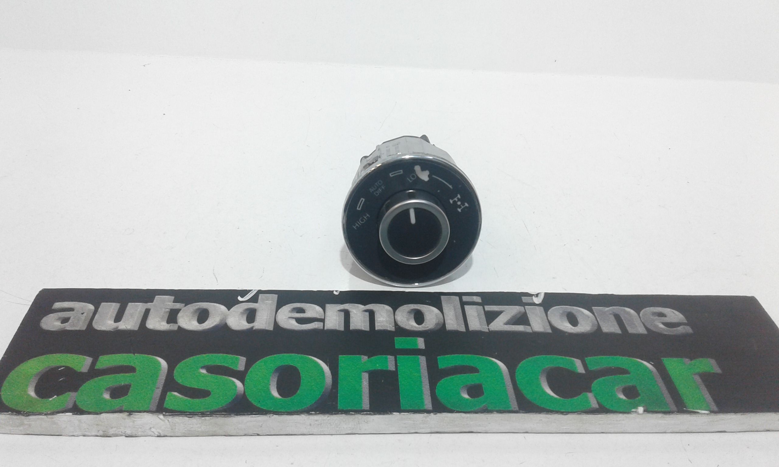 Interruttore bloccaggio differenziale VOLKSWAGEN Touareg 1 Serie