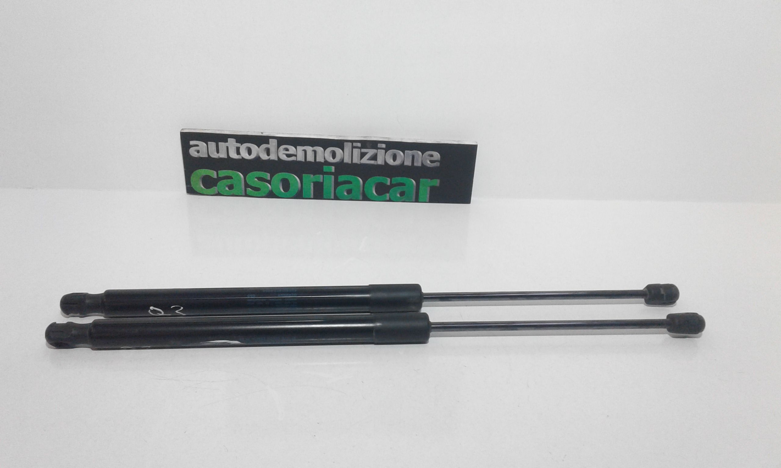 Pistoncini cofano Post. AUDI Q3 1 Serie