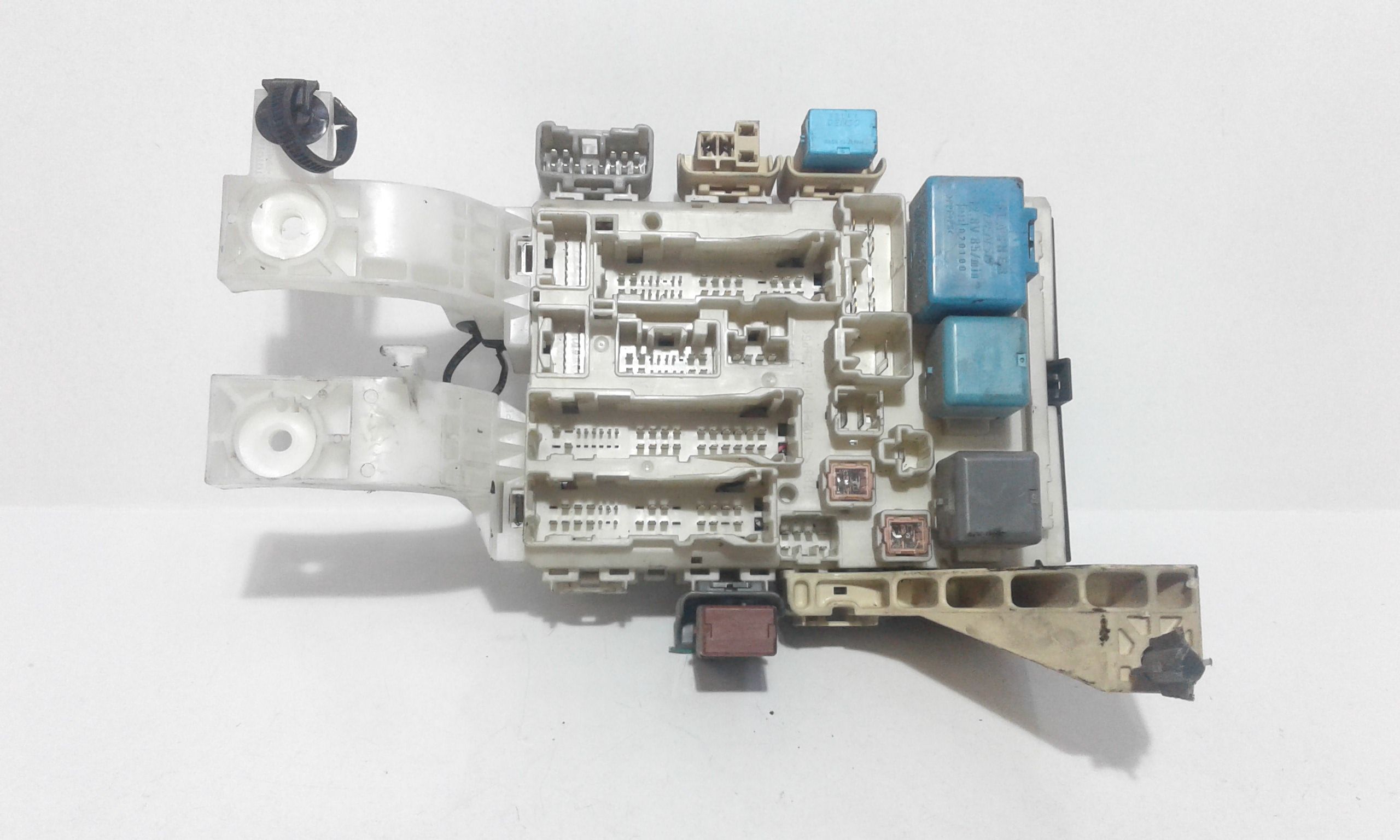 Centralina Porta Fusibili TOYOTA Yaris 3 Serie