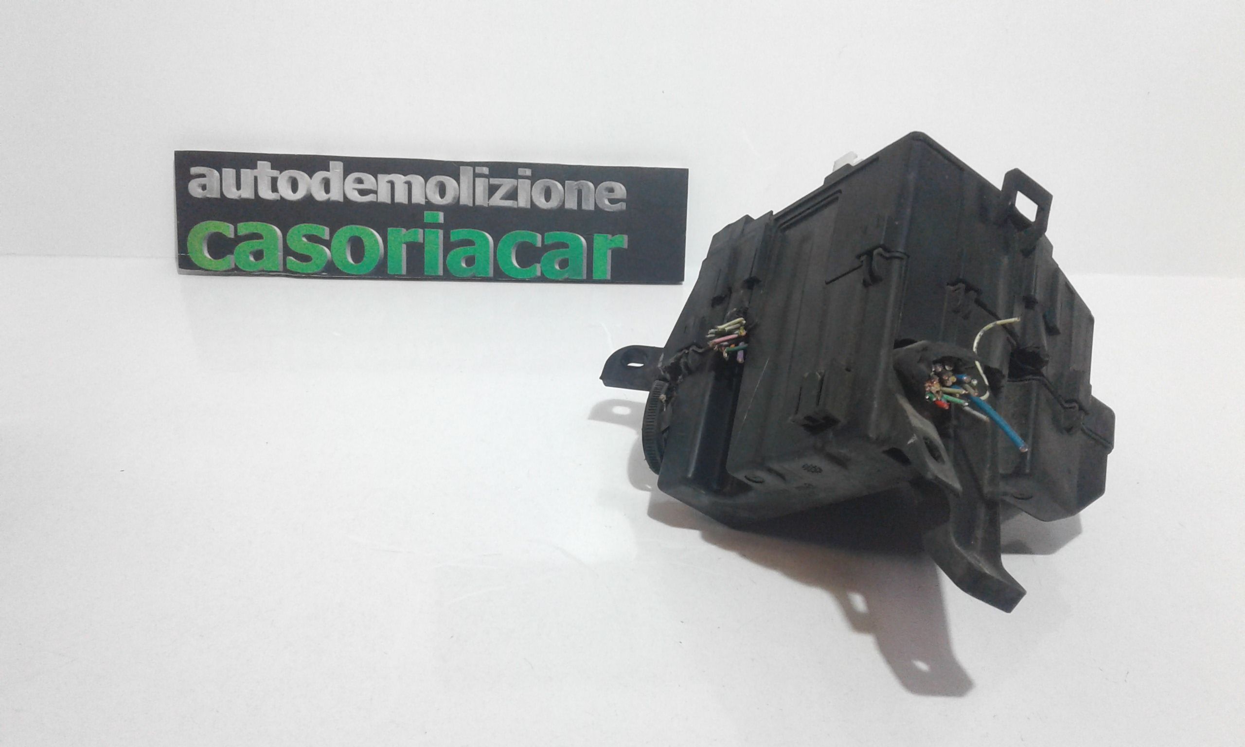 Centralina porta fusibili TOYOTA Yaris 3 Serie