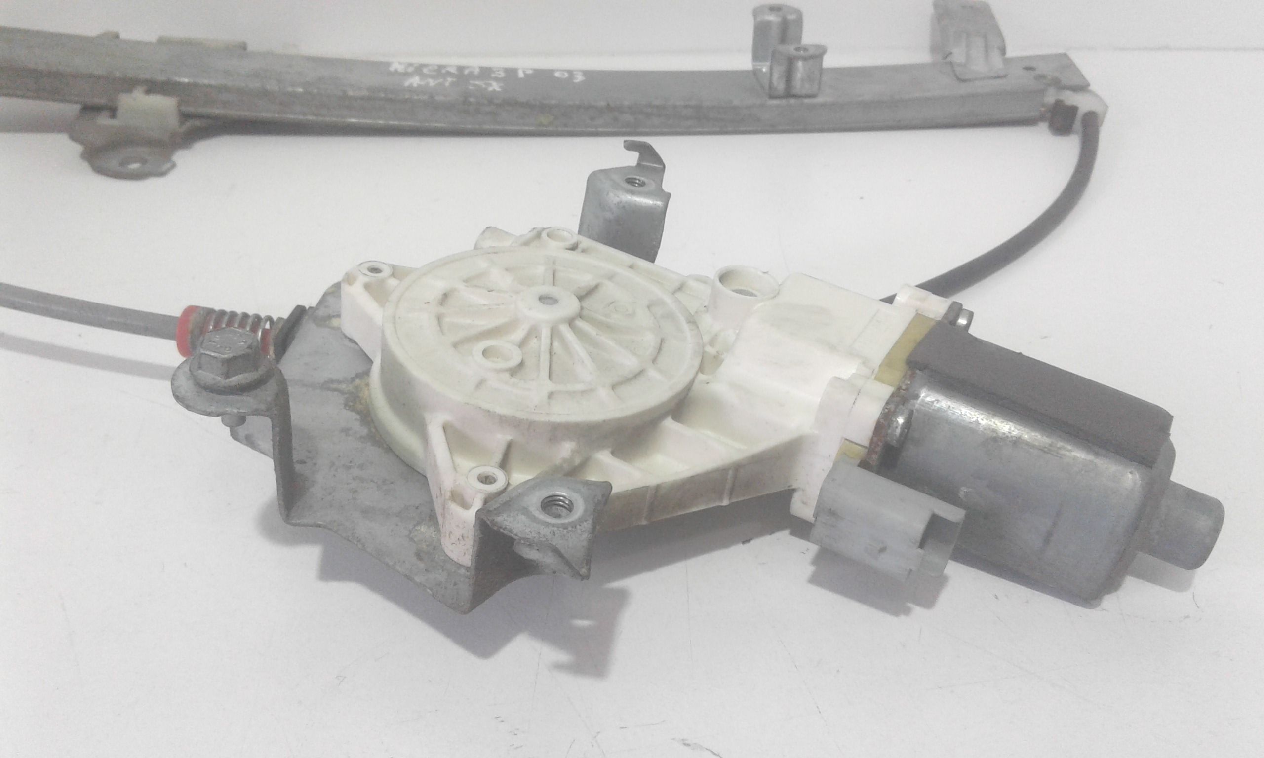 Cremagliera anteriore sinistra Guida NISSAN Micra 4 Serie