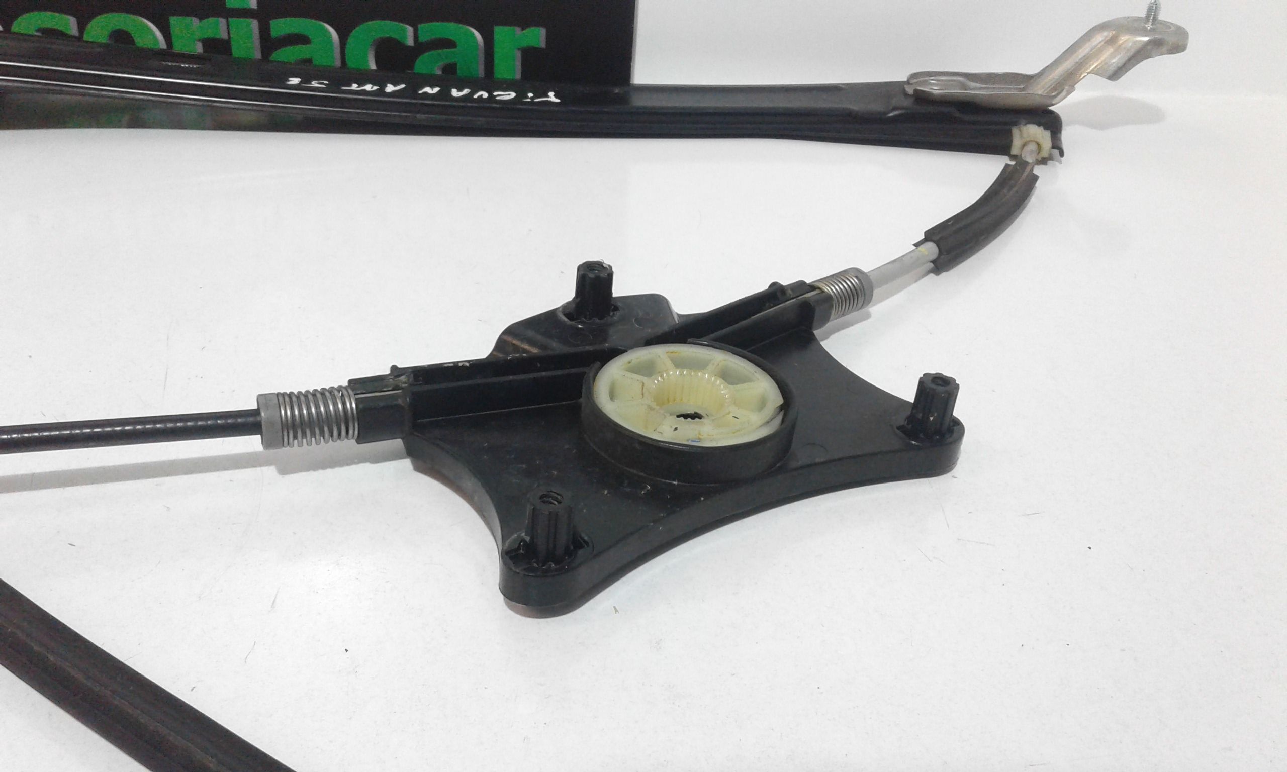 Cremagliera anteriore sinistra Guida VOLKSWAGEN Tiguan R Line