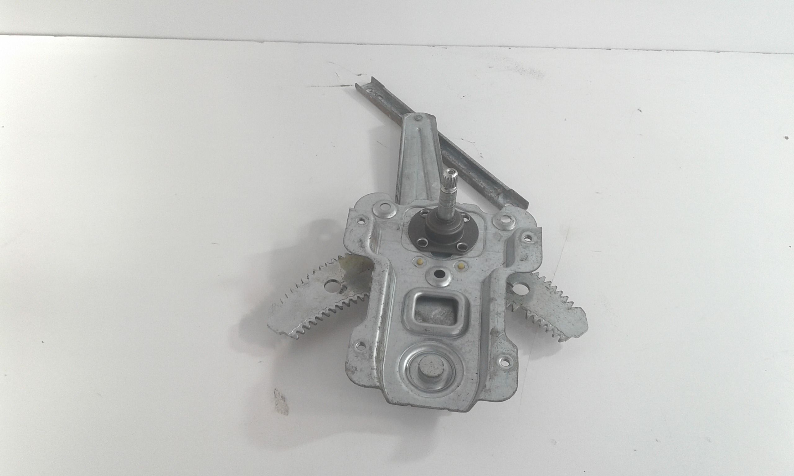 Cremagliera posteriore sinistro guida NISSAN Micra 4 Serie