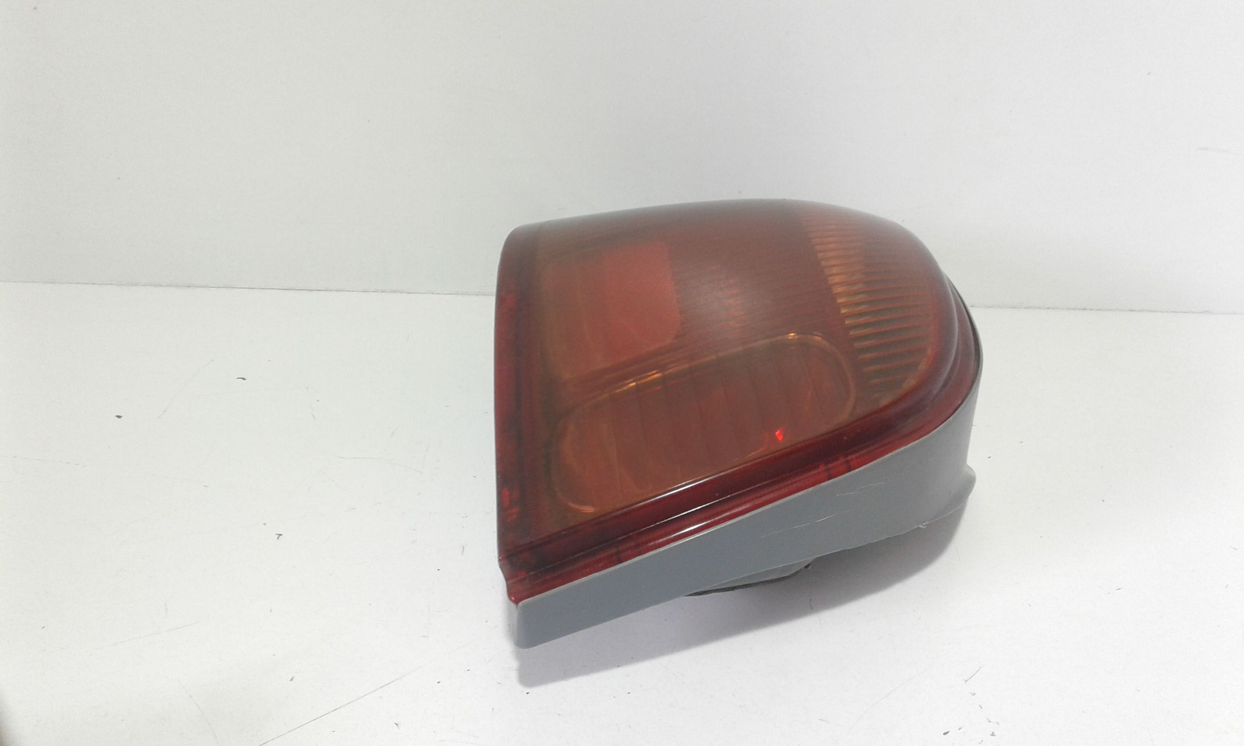 Stop fanale Posteriore sinistro lato Guida TOYOTA Yaris 1 Serie