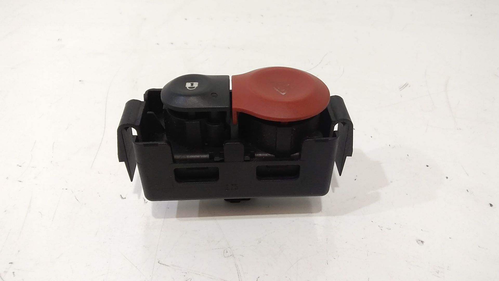Pulsante luci di emergenza RENAULT Modus 1 Serie