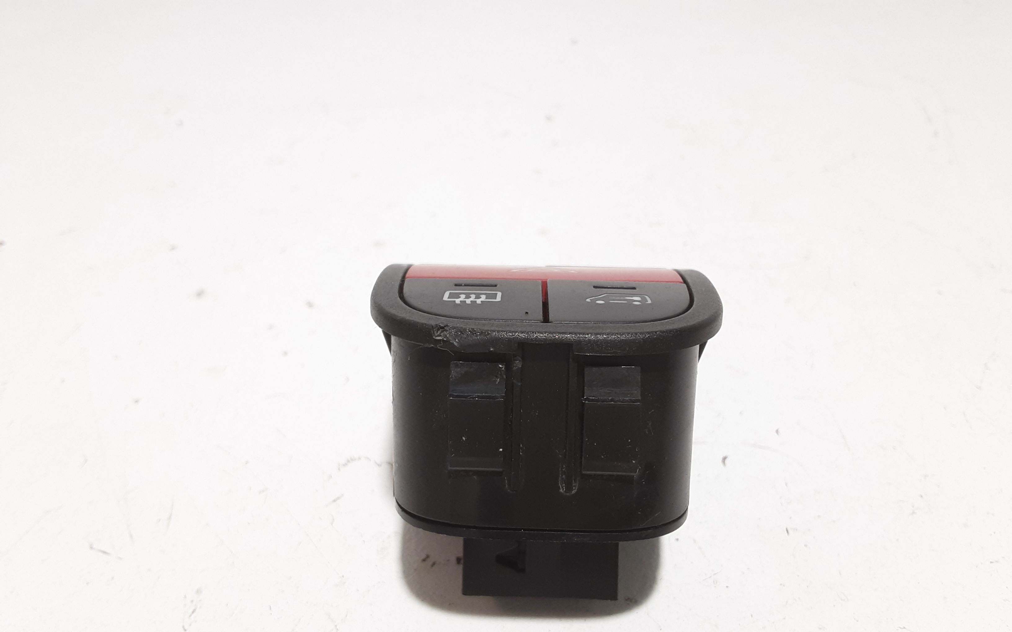 Pulsante luci di emergenza PEUGEOT Bipper 1 Serie