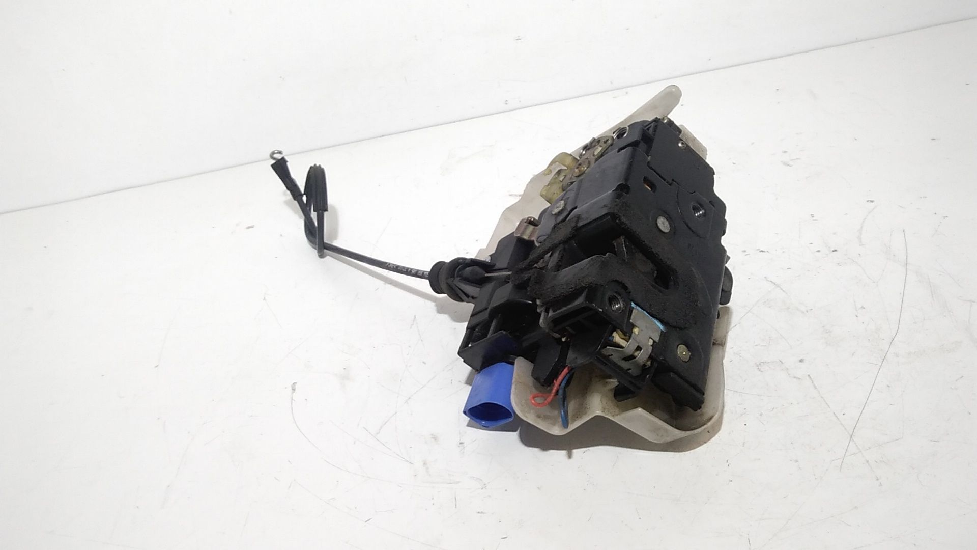 Serratura Anteriore Destra VOLKSWAGEN Polo 4 Serie