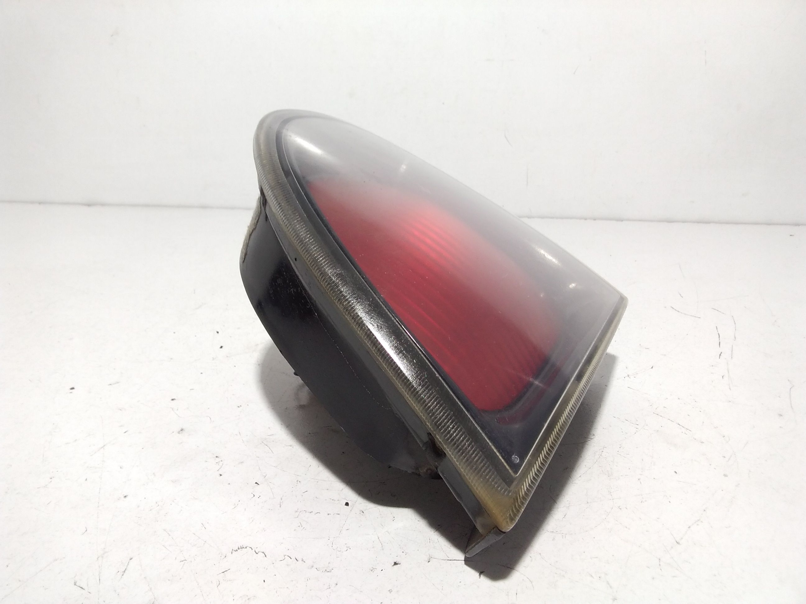 Stop Posteriore Sinistro Integrato nel Portello DAEWOO Lanos 1 Serie