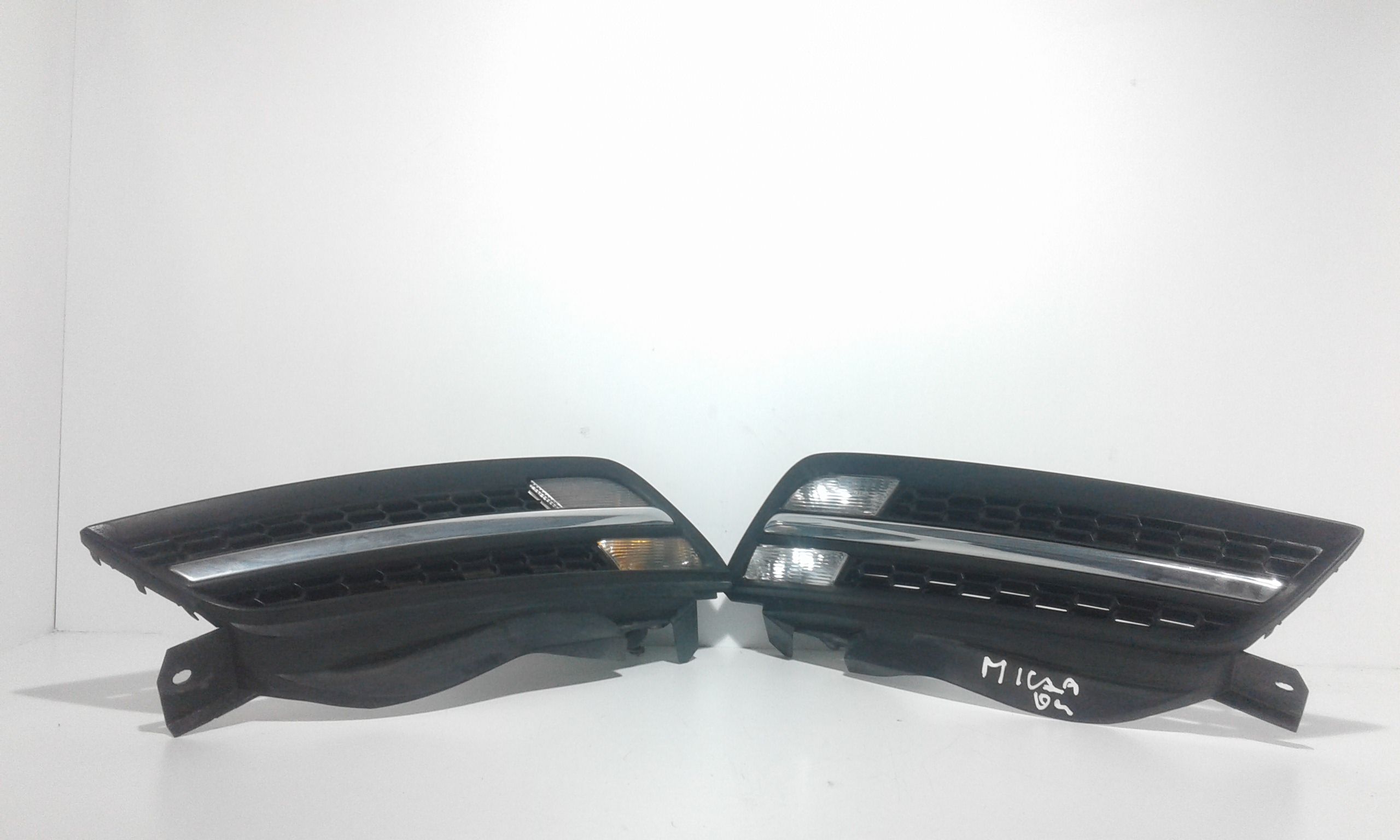 Griglia Anteriore NISSAN Micra 4 Serie