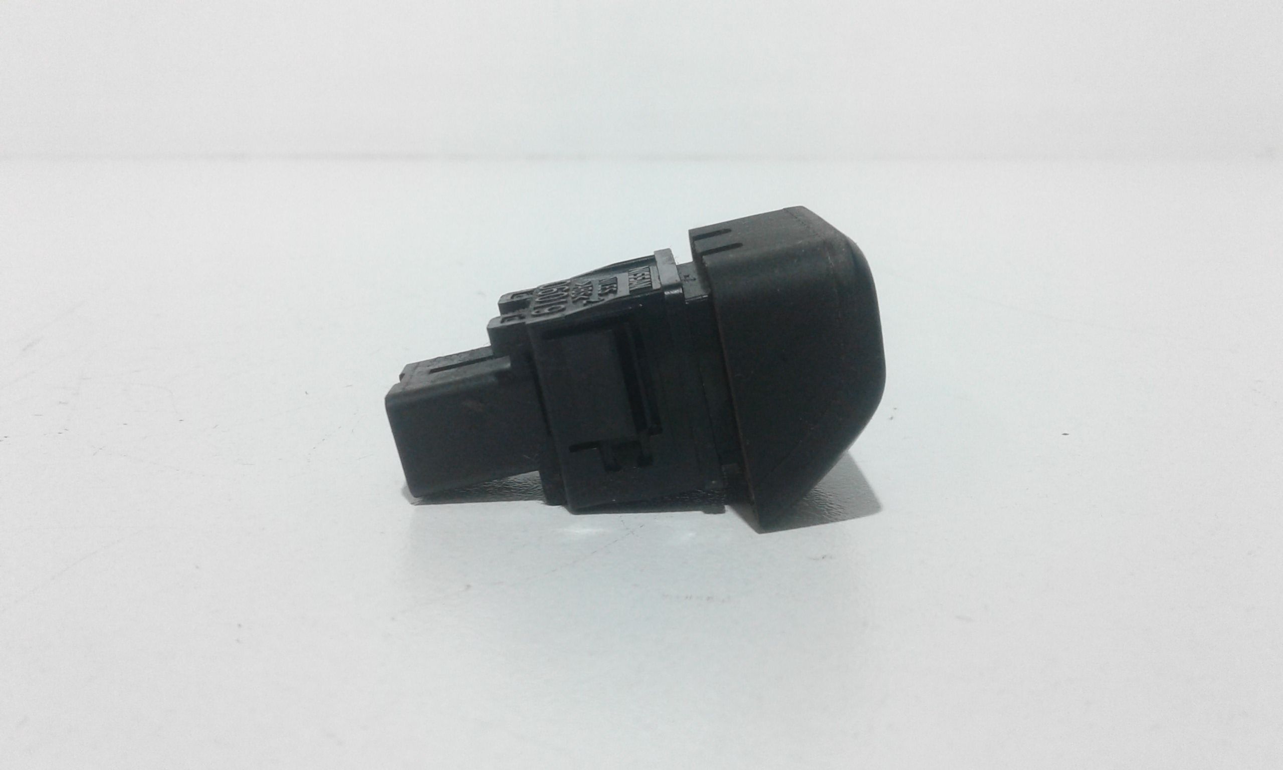 Pulsante luci di emergenza NISSAN Note 2 Serie