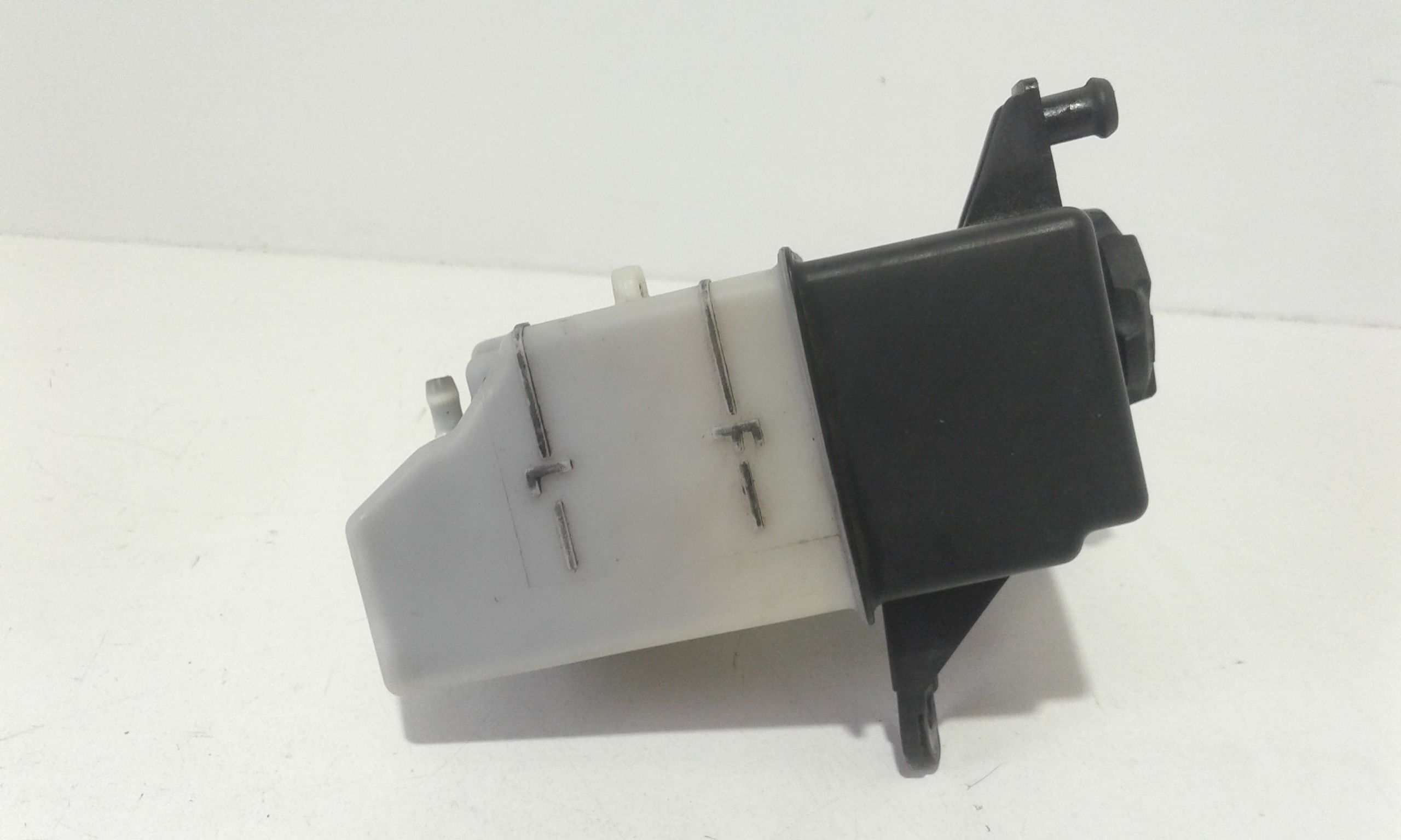 Vaschetta acqua HYUNDAI i1.1 1 Serie