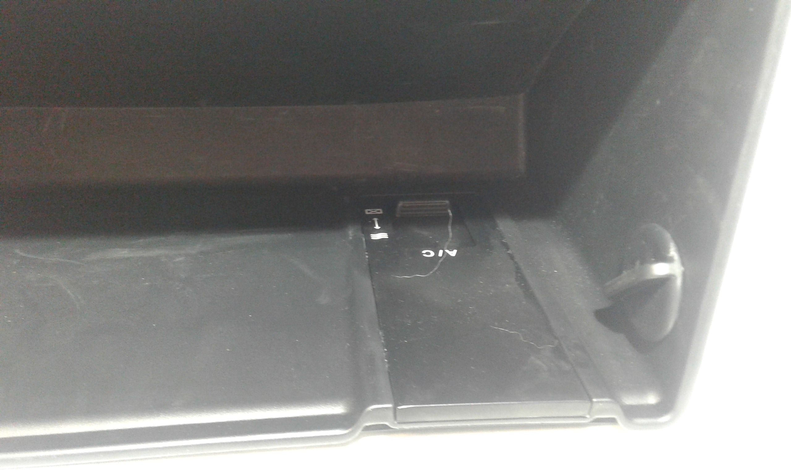 Cassetto porta oggetti HYUNDAI iX35 1 Serie