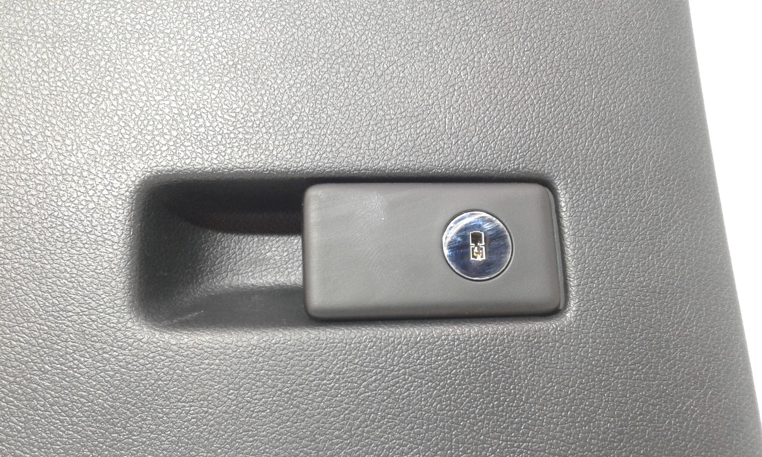 Cassetto porta oggetti KIA Sportage 4 Serie