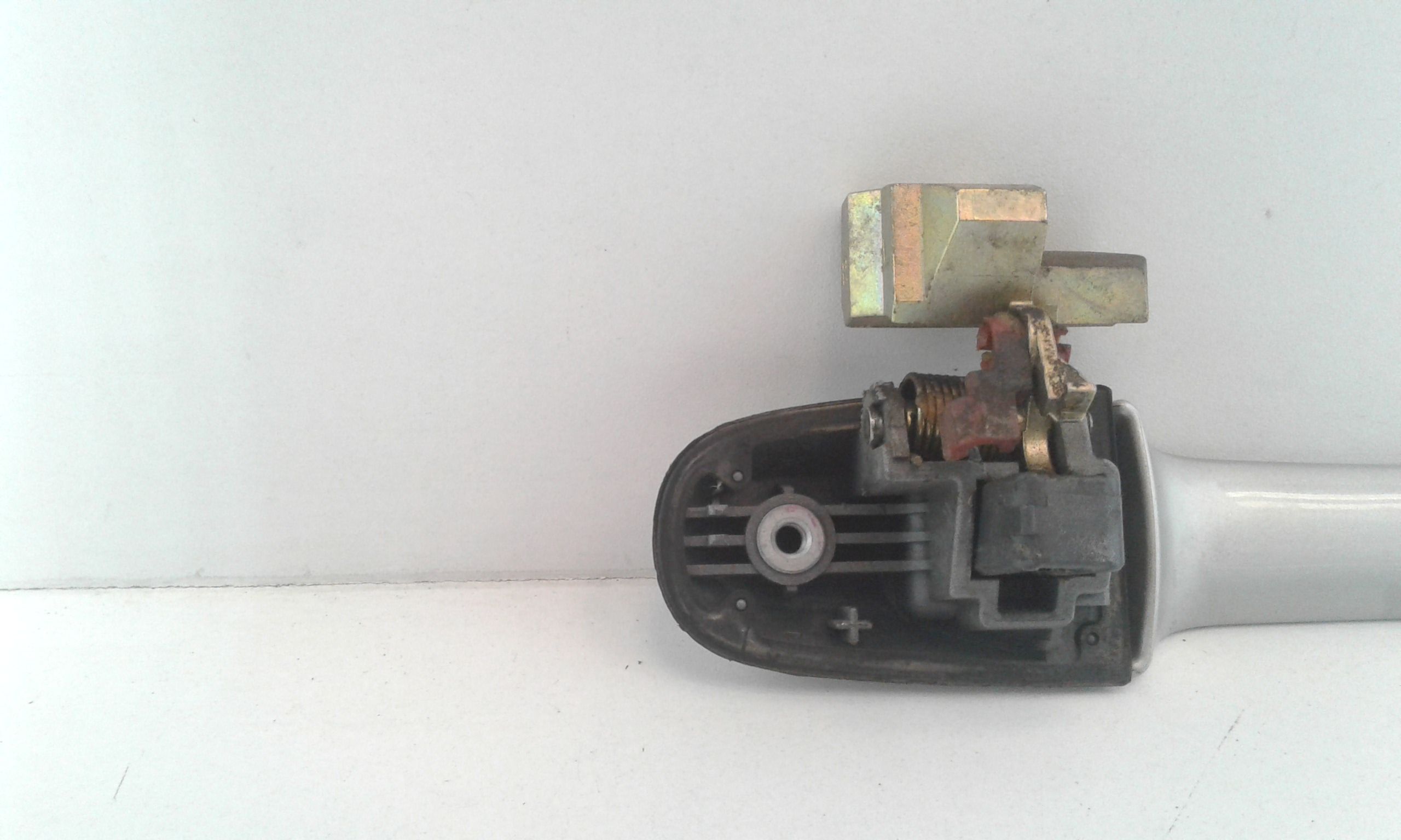 Maniglia esterna Posteriore Sinistra SUZUKI Liana Berlina