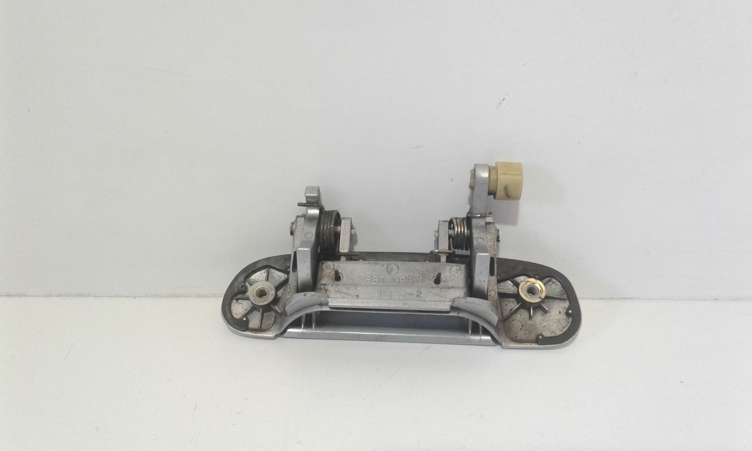 Maniglia esterna Posteriore Sinistra MAZDA Premacy 1 Serie